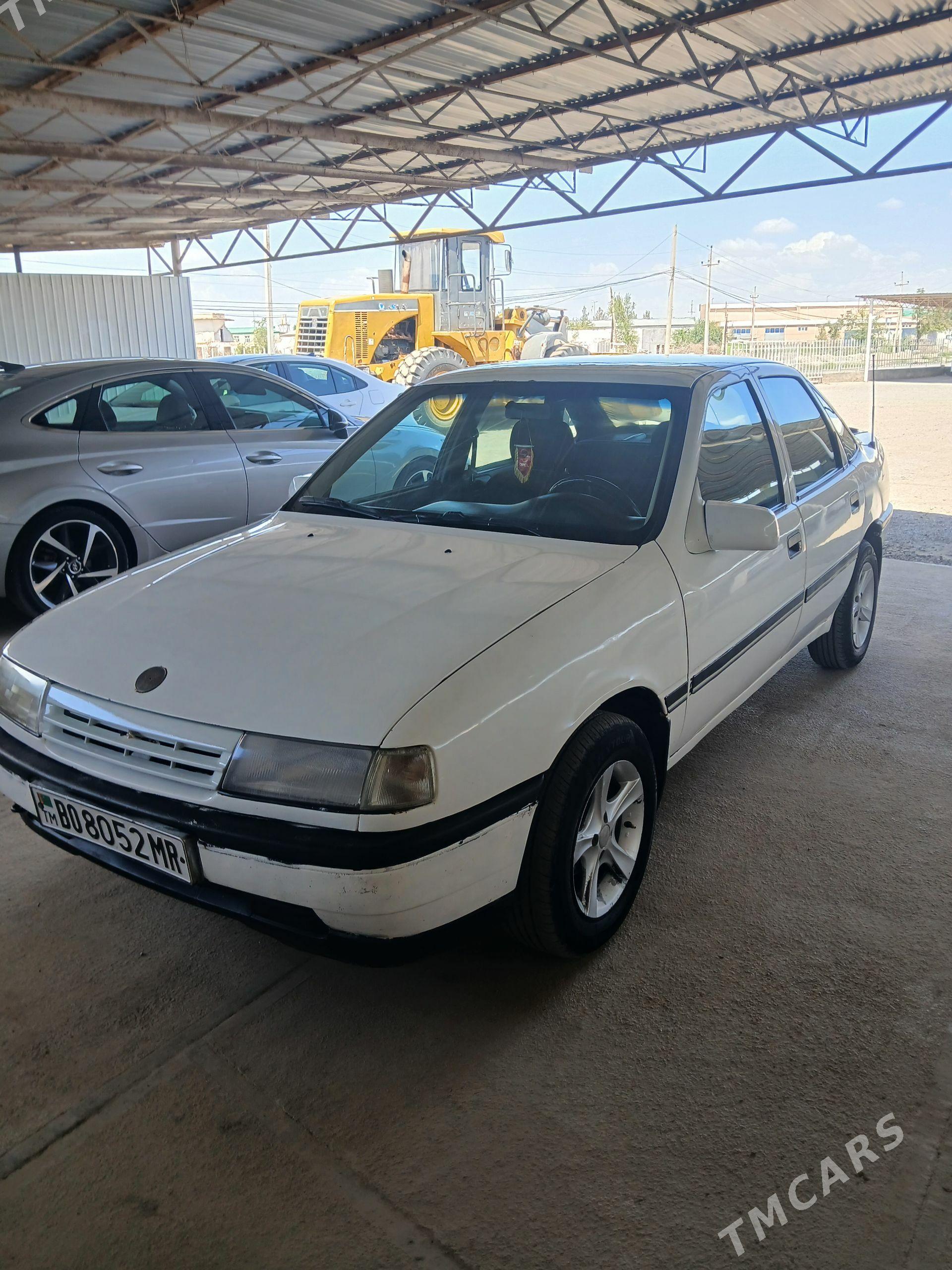 Opel Vectra 1993 - 40 000 TMT - Мары - img 1