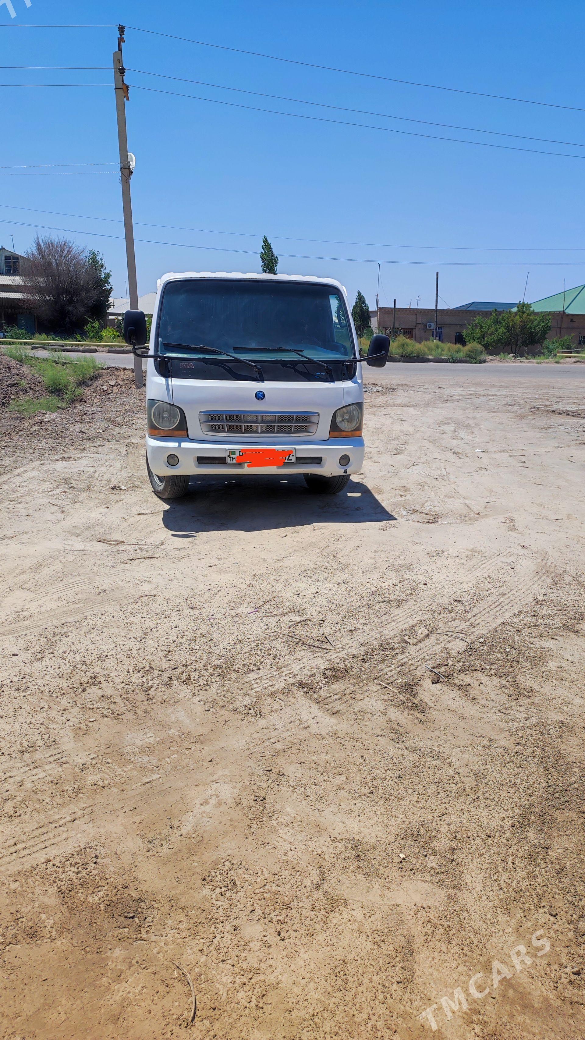Kia Bongo 2003 - 95 000 TMT - Şabat etr. - img 1