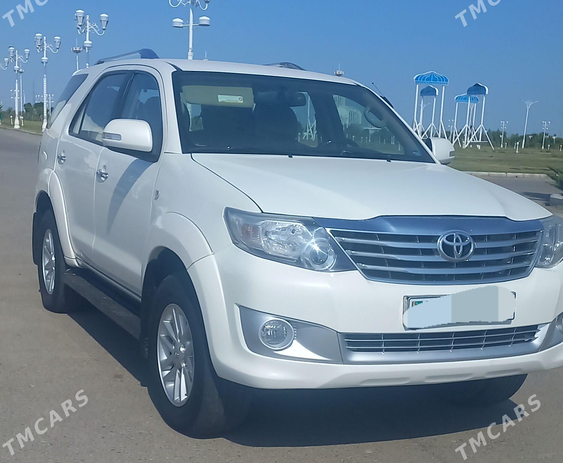 Toyota Fortuner 2014 - 370 000 TMT - Daşoguz - img 1