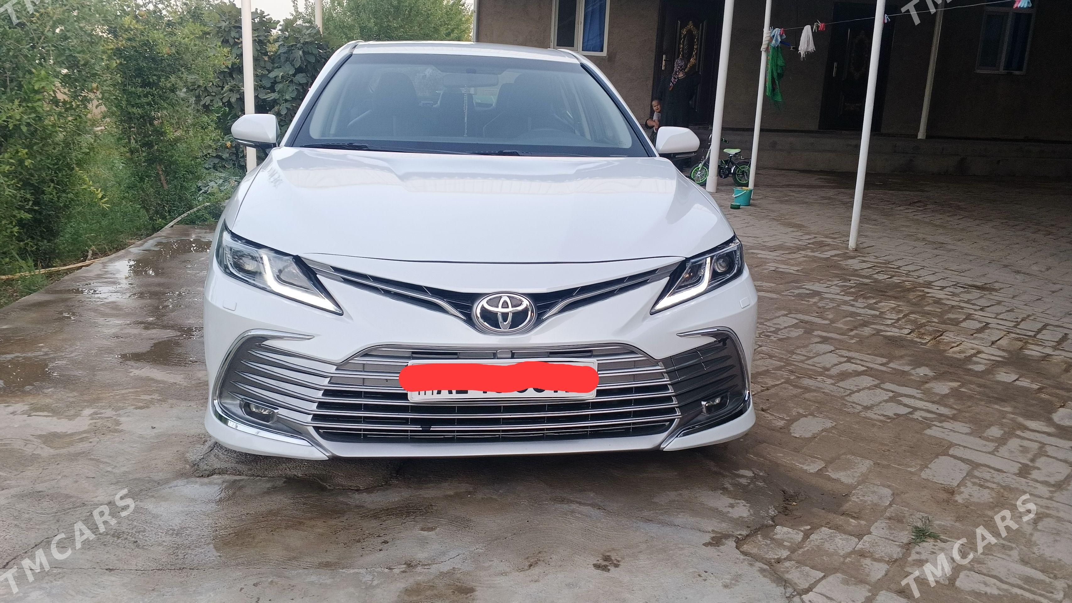 Toyota Camry 2021 - 270 000 TMT - Ýolöten - img 1