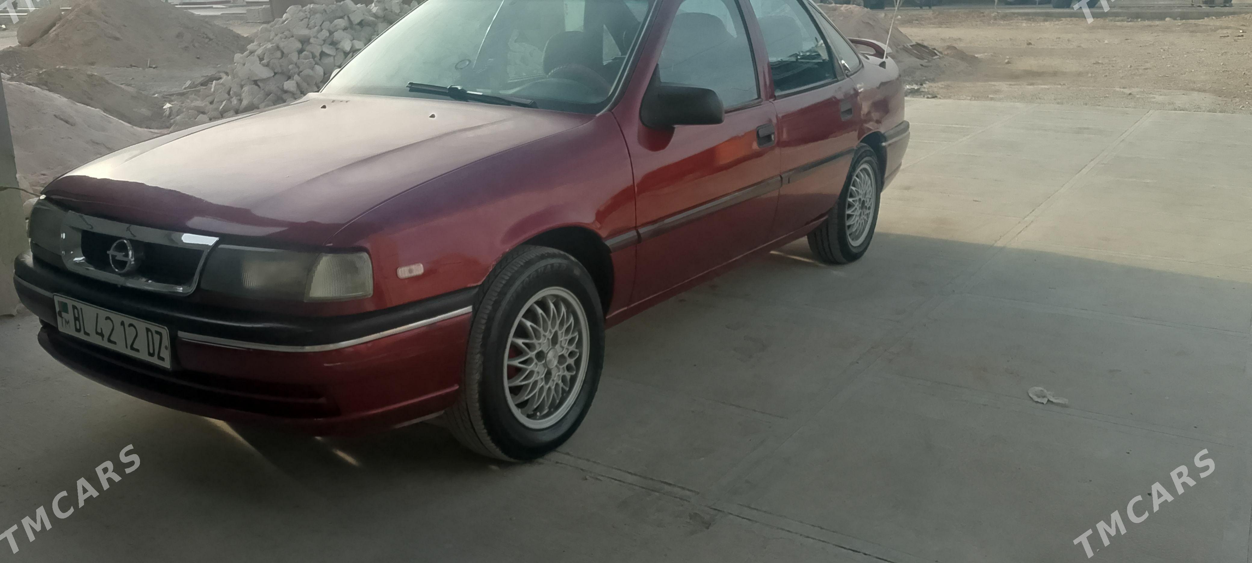 Opel Vectra 1993 - 36 000 TMT - Гурбансолтан Едже - img 1