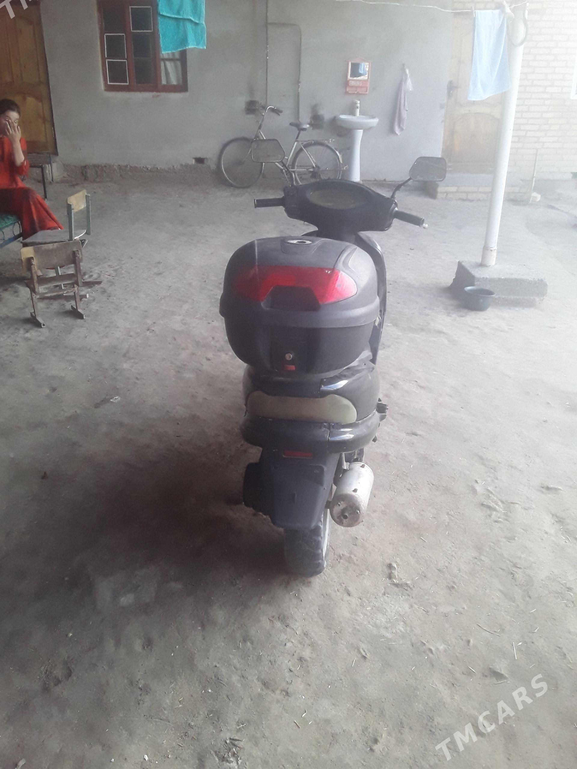 Fekon FK150-8G 2020 - 7 000 TMT - Чарджоу - img 1