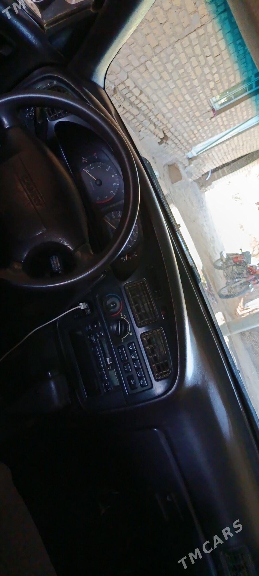 Toyota Camry 1996 - 110 000 TMT - Ходжамбаз - img 1
