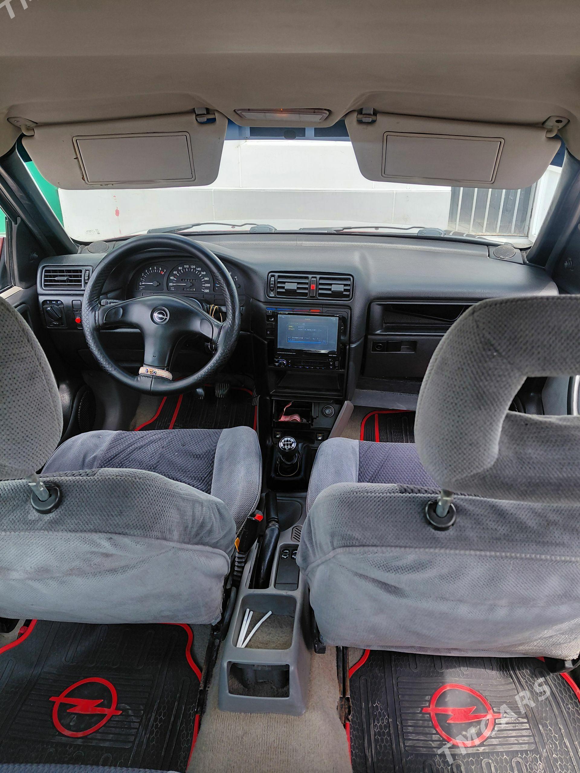 Opel Vectra 1994 - 76 000 TMT - Туркменабат - img 1