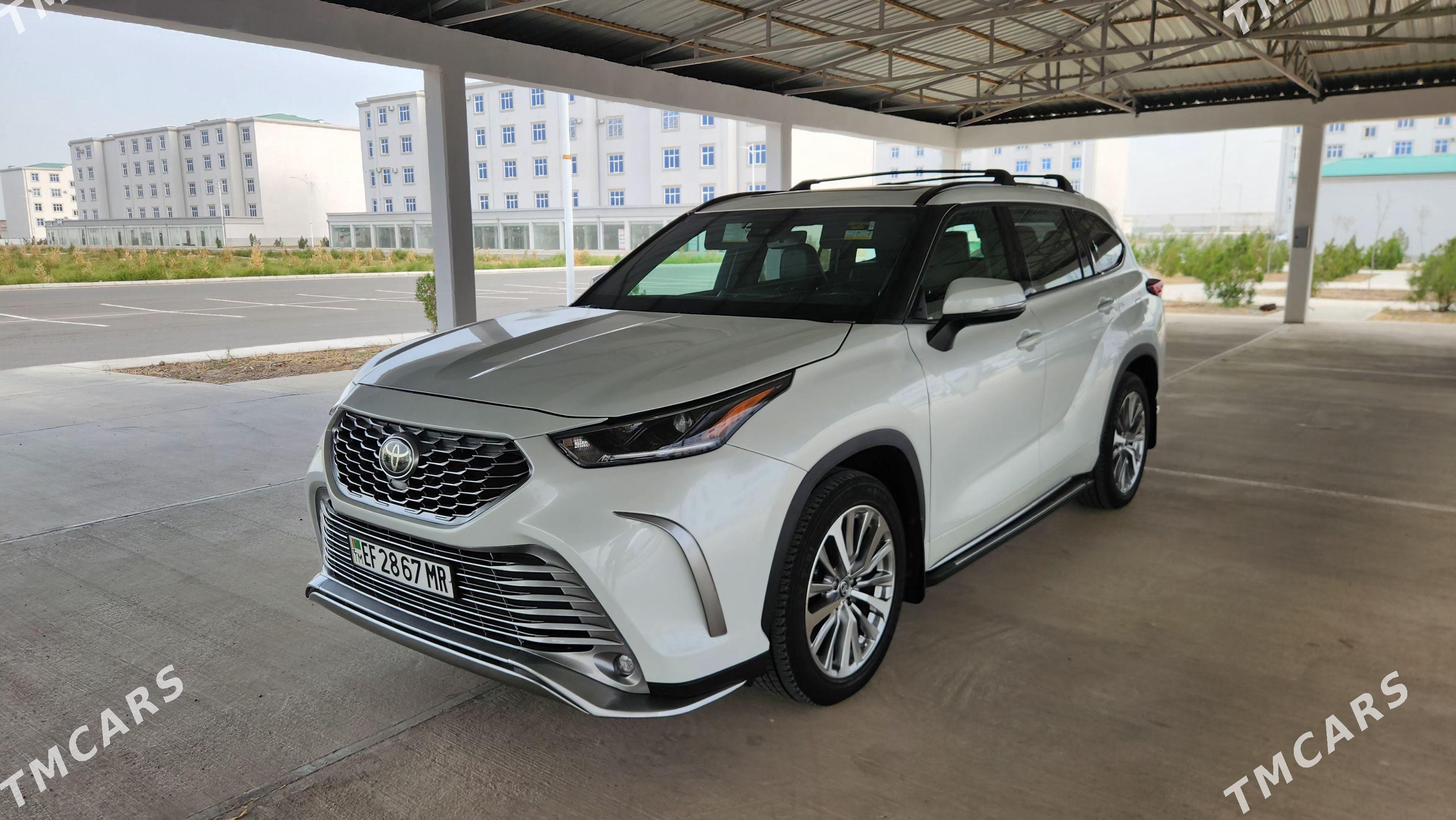 Toyota Highlander 2022 - 590 000 TMT - Мары - img 1