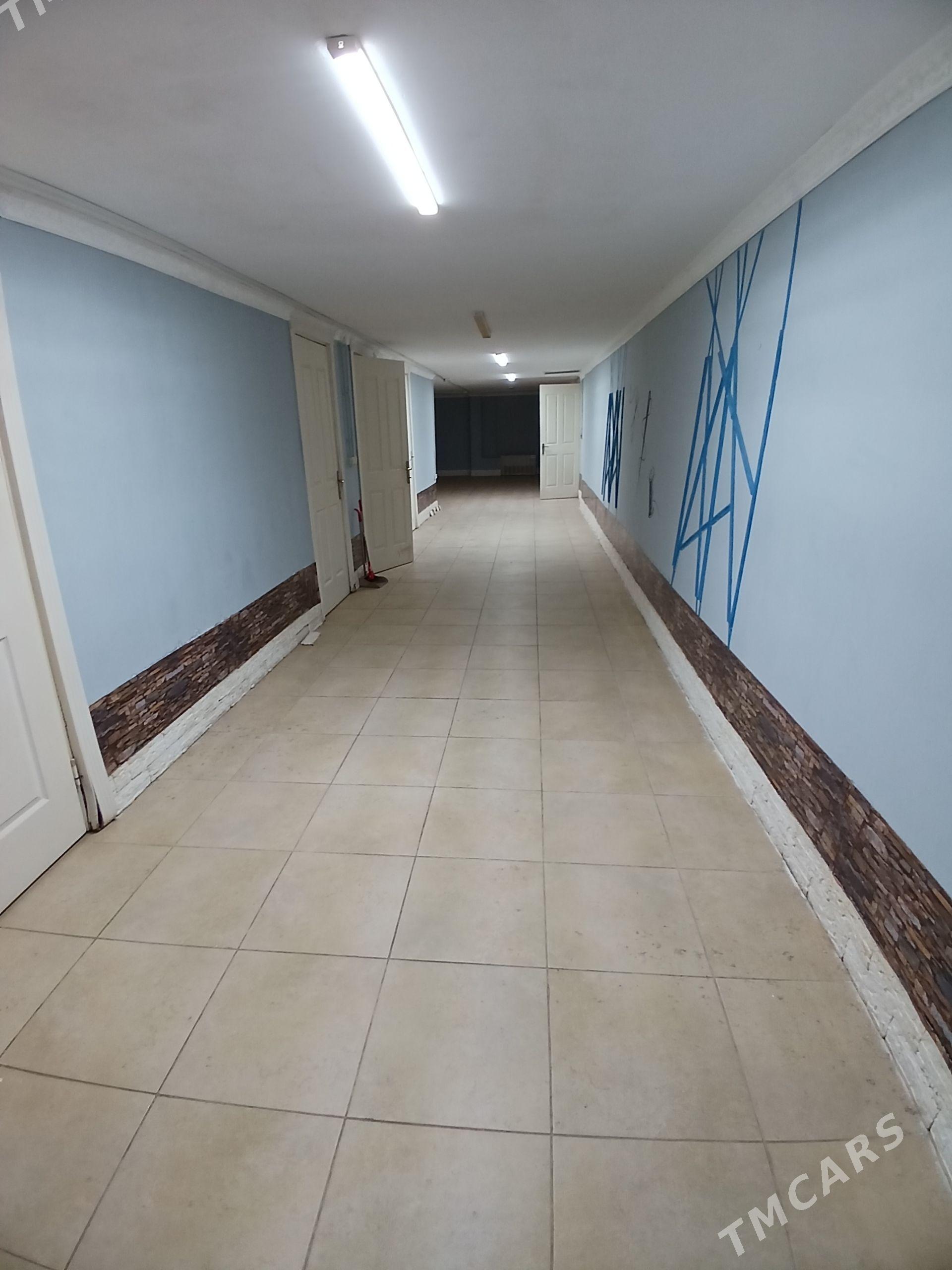 Satlyk podwal,ofis,magazyn, - Podwoýski köç. (Bitarap Türkmenistan şaýoly) - img 1