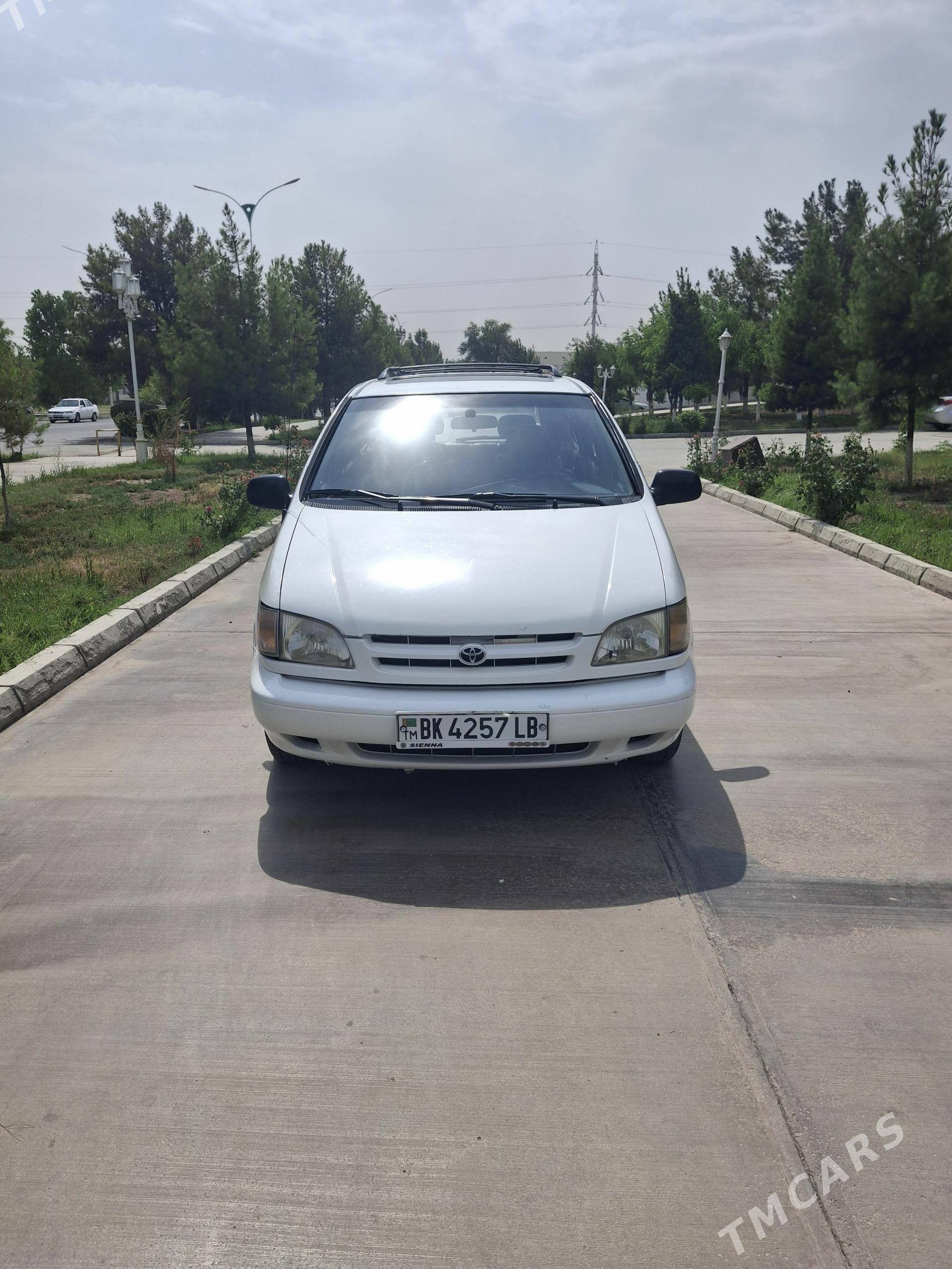 Toyota Sienna 2000 - 210 000 TMT - Türkmenabat - img 1