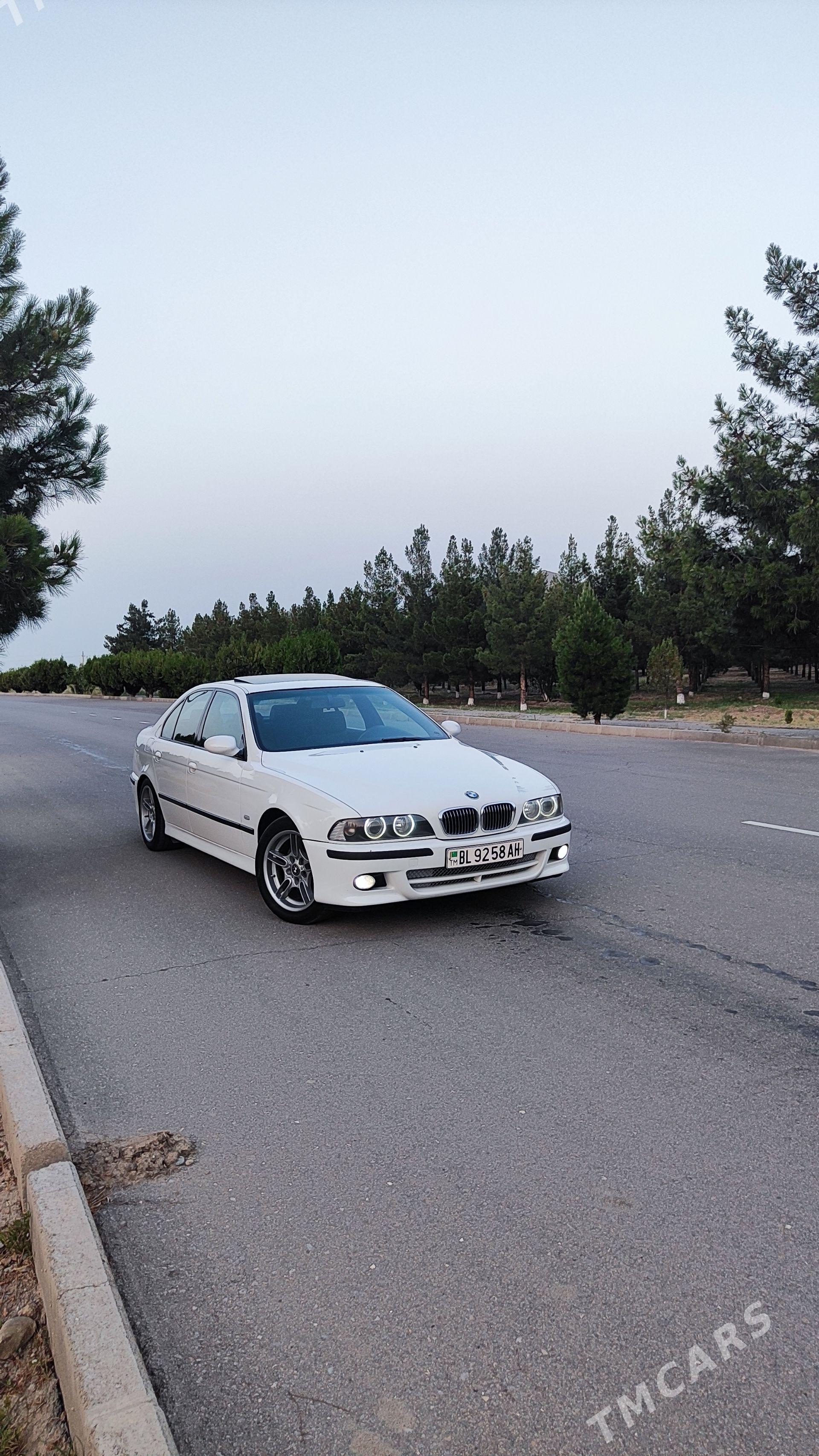 BMW E39 2001 - 138 000 TMT - Бахарден - img 1