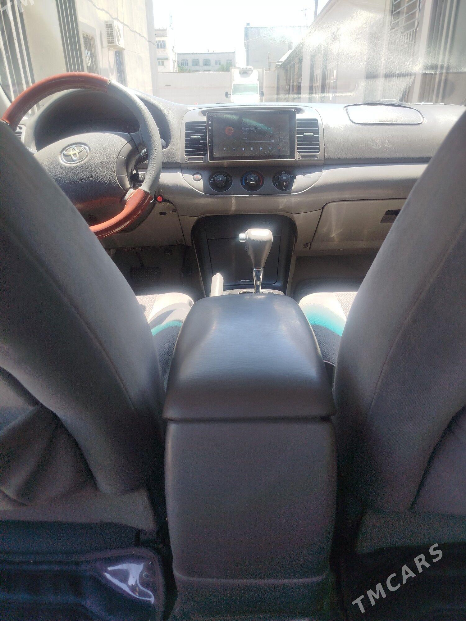 Toyota Camry 2005 - 176 000 TMT - Мары - img 1