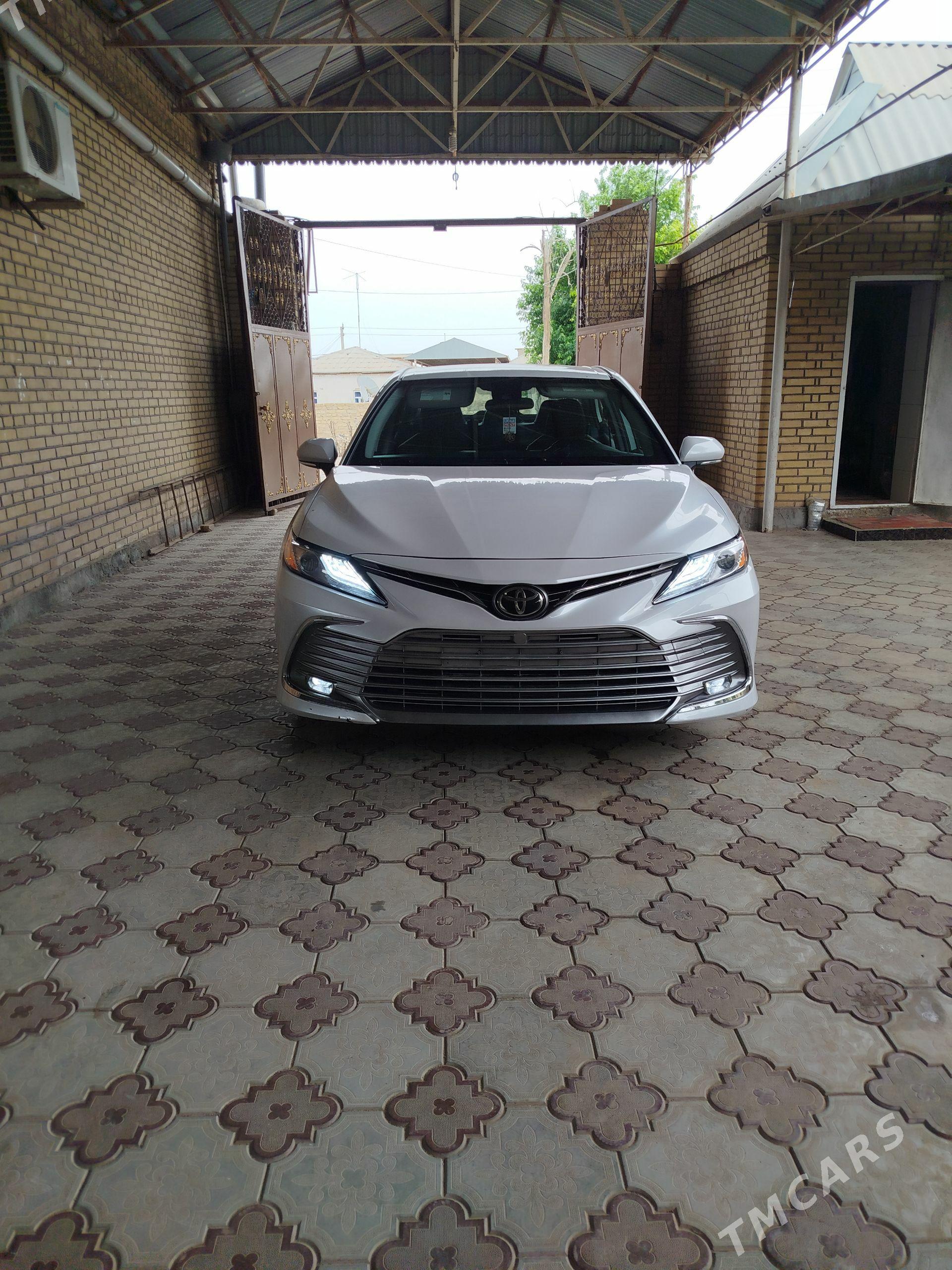 Toyota Camry 2023 - 330 000 TMT - Murgap - img 1