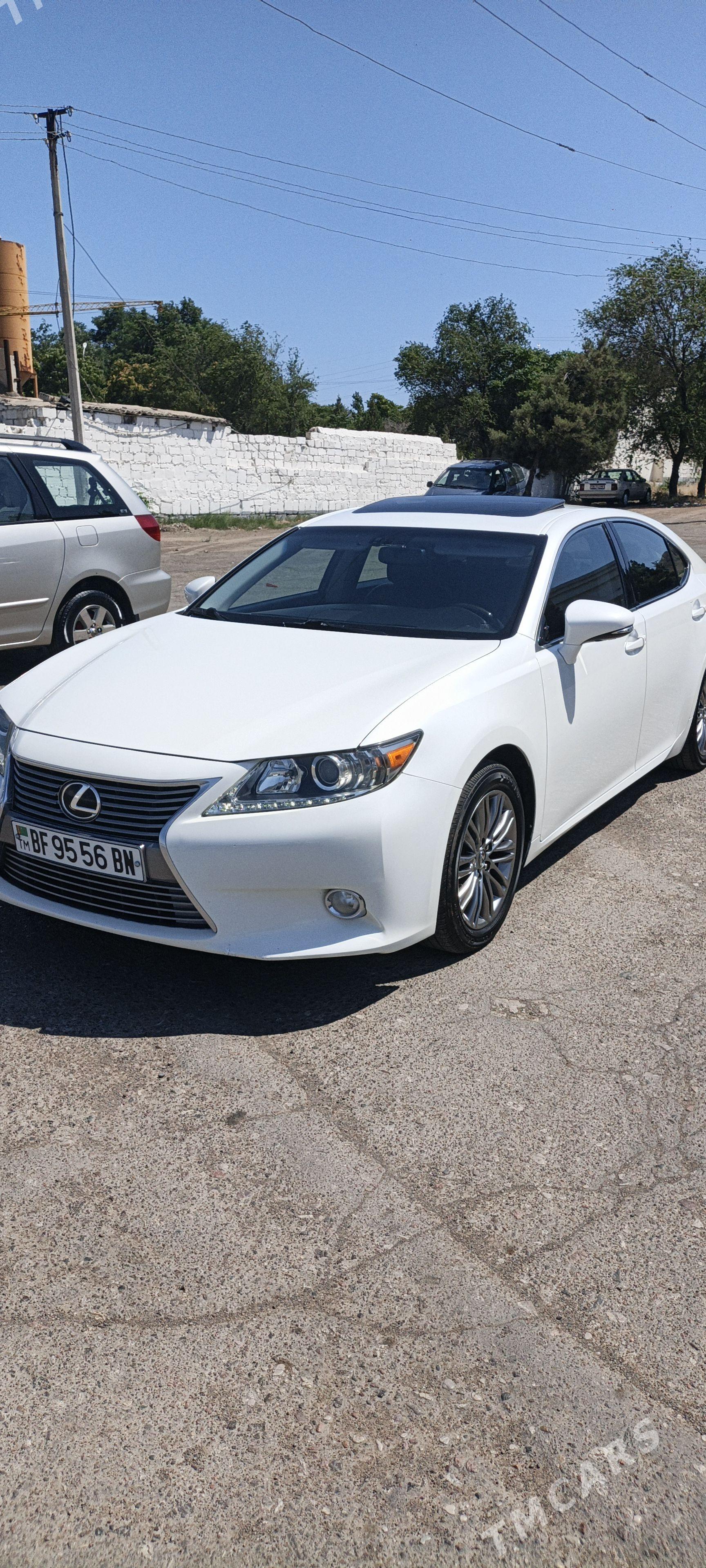 Lexus ES 350 2013 - 330 000 TMT - Türkmenbaşy - img 1