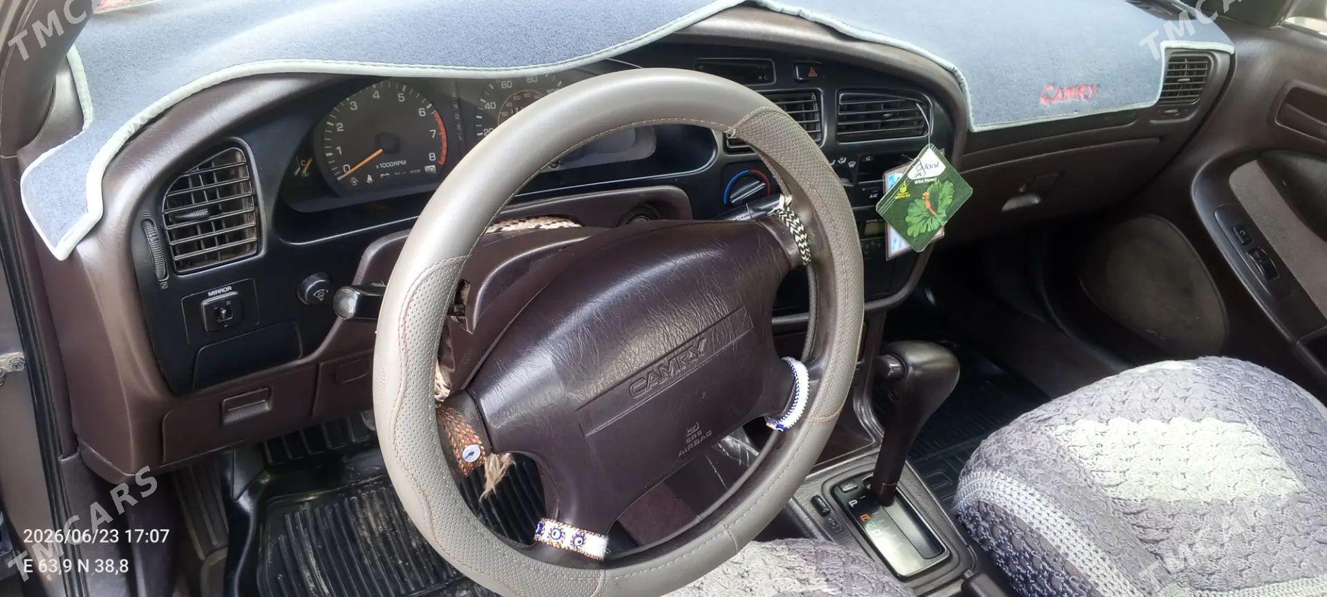 Toyota Camry 1996 - 120 000 TMT - Саят - img 1