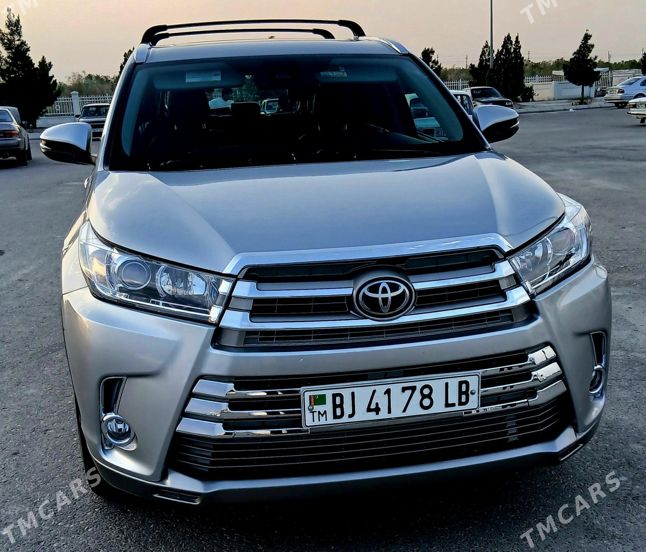 Toyota Highlander 2017 - 520 000 TMT - Туркменабат - img 1