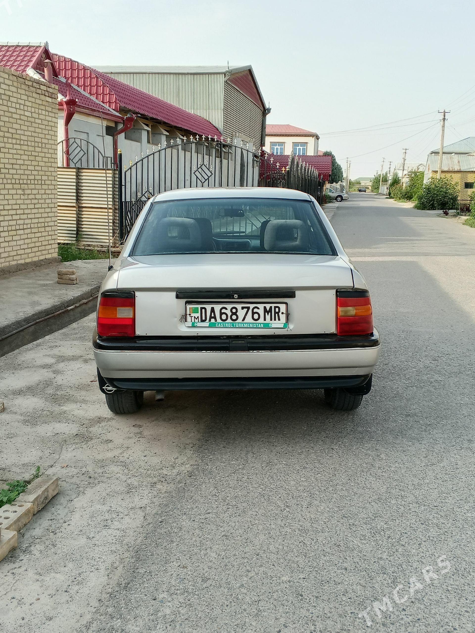 Opel Vectra 1991 - 35 000 TMT - Mary - img 1