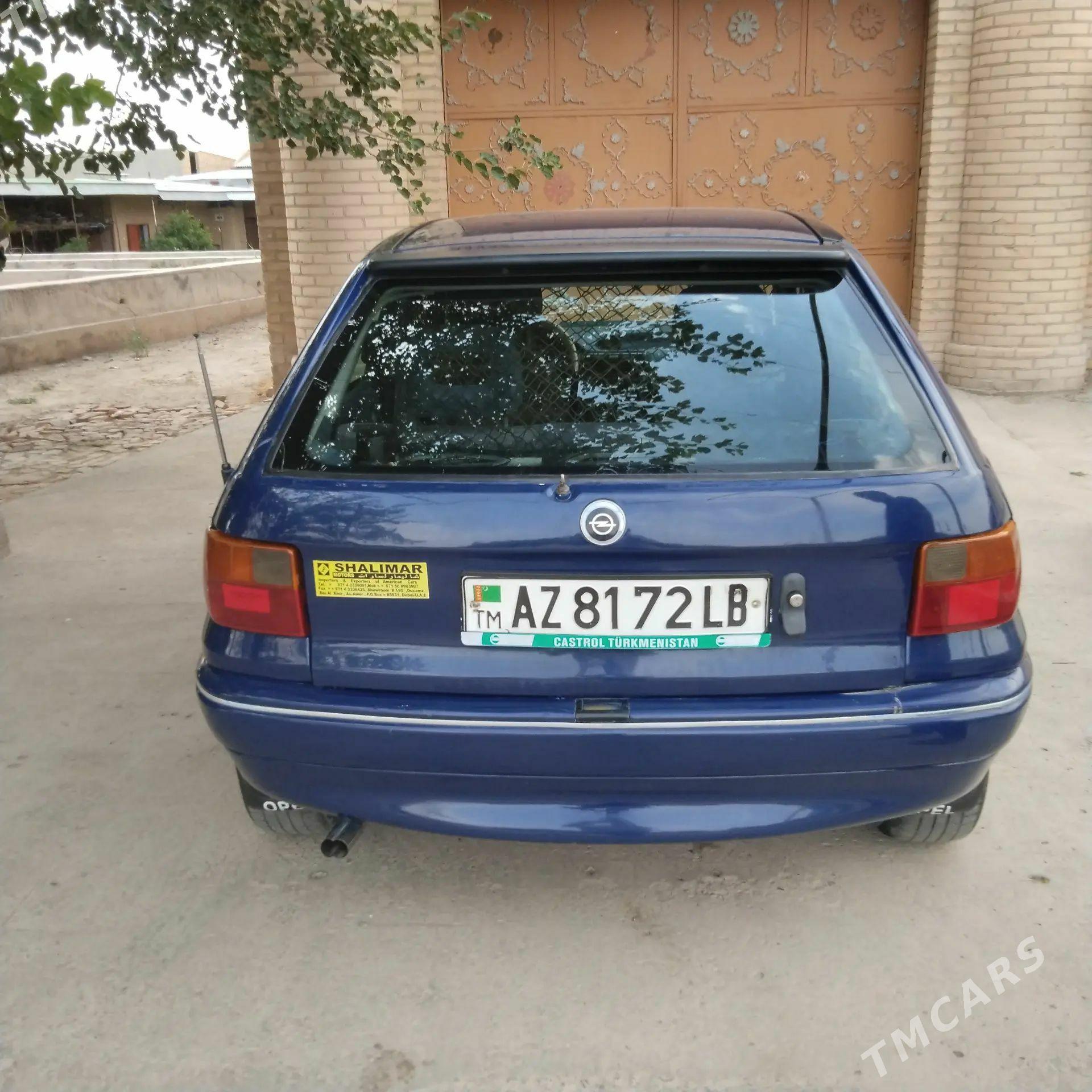 Opel Astra 1992 - 35 000 TMT - Çärjew - img 1