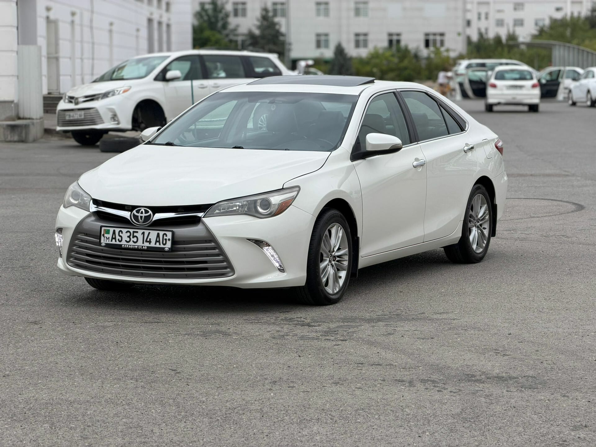 Toyota Camry 2017 - 295 000 TMT - Aşgabat - img 1
