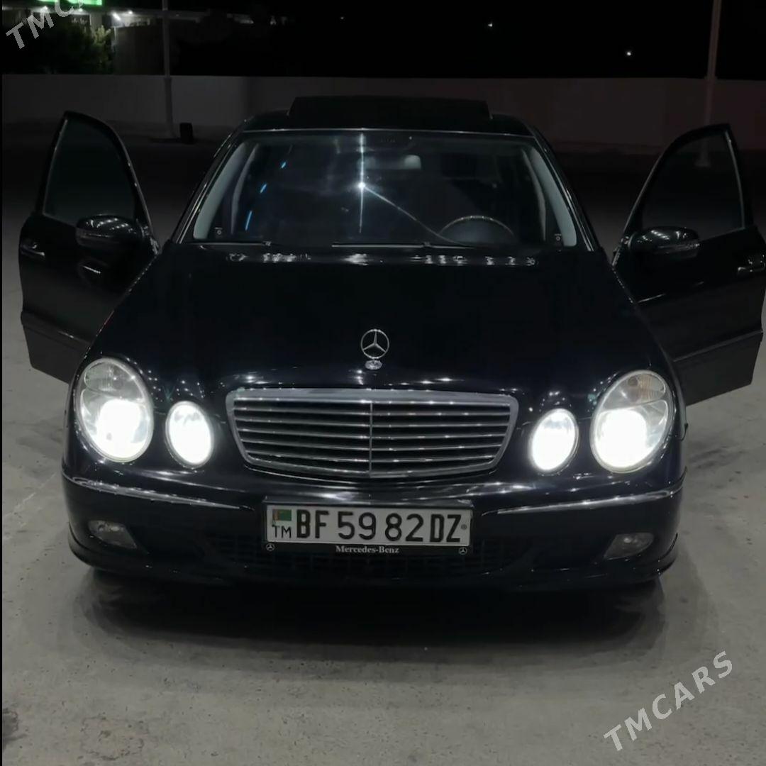 Mercedes-Benz E-Class 2003 - 150 000 TMT - Дашогуз - img 1