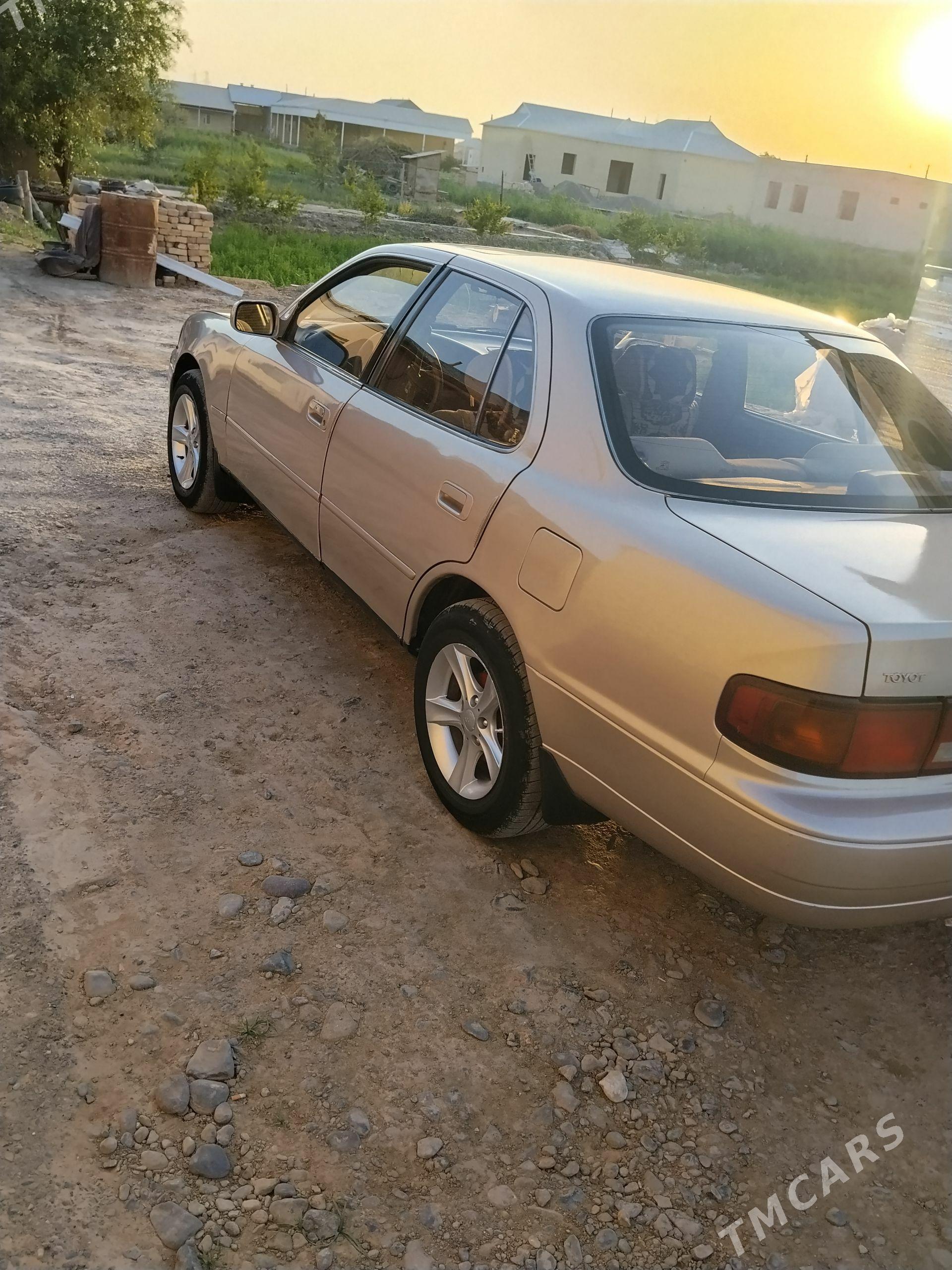 Toyota Camry 1996 - 130 000 TMT - Мургап - img 1