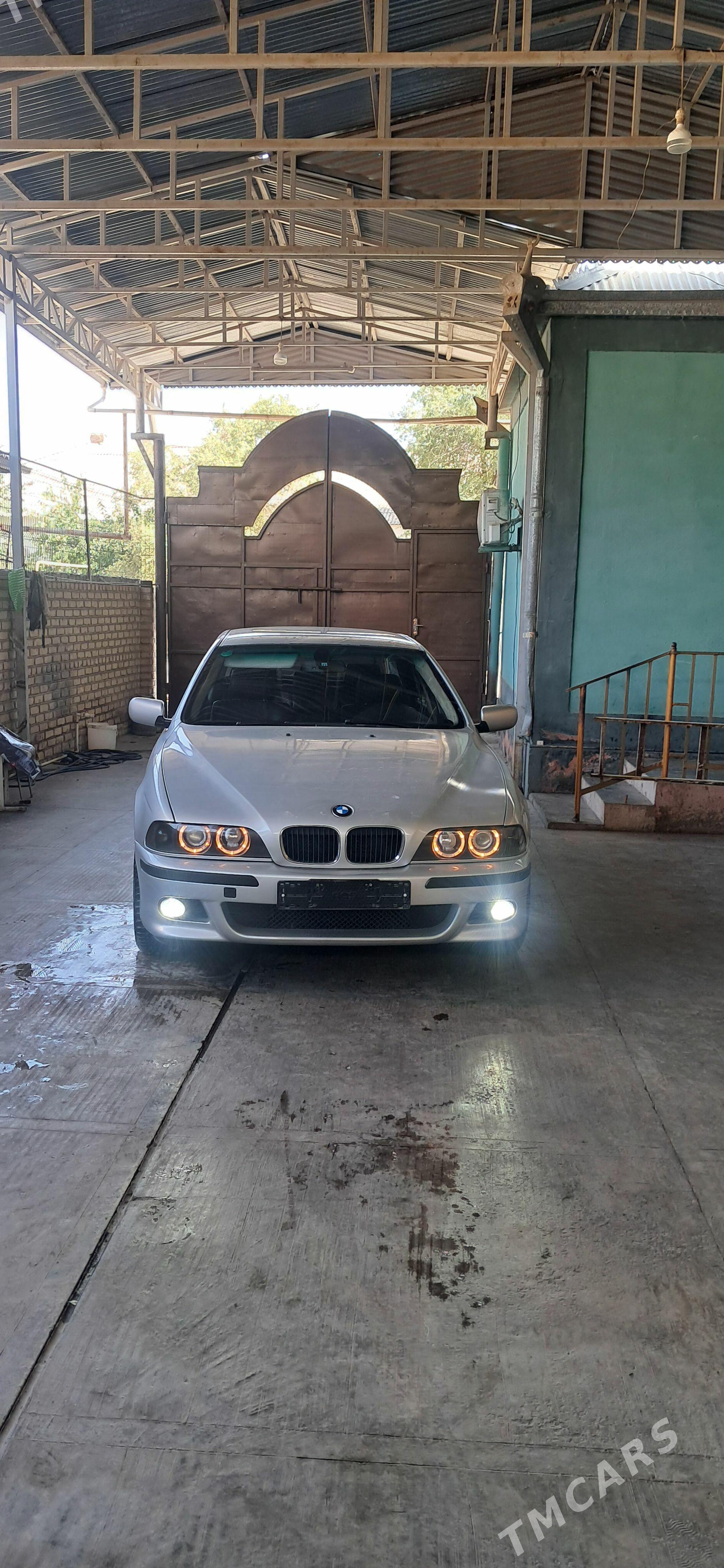 BMW 528 2000 - 135 000 TMT - Серахс - img 1