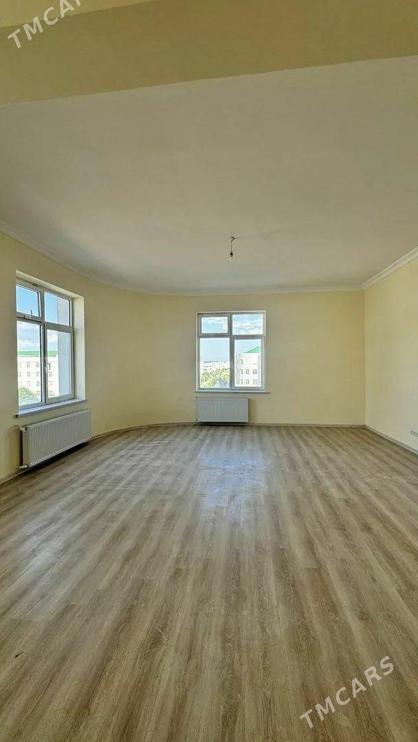 Gurtly 4kom 190m² iñ arzan - Ашхабад - img 1