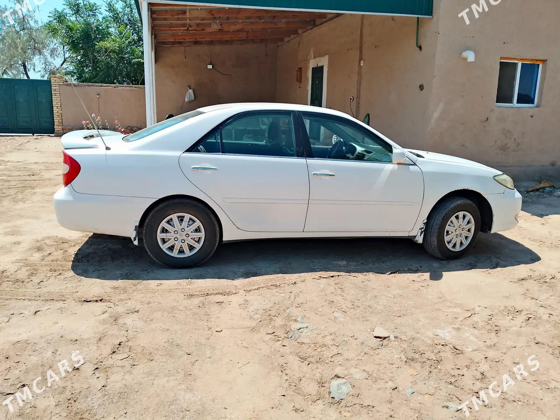 Toyota Camry 2003 - 170 000 TMT - етр. Туркменбаши - img 1