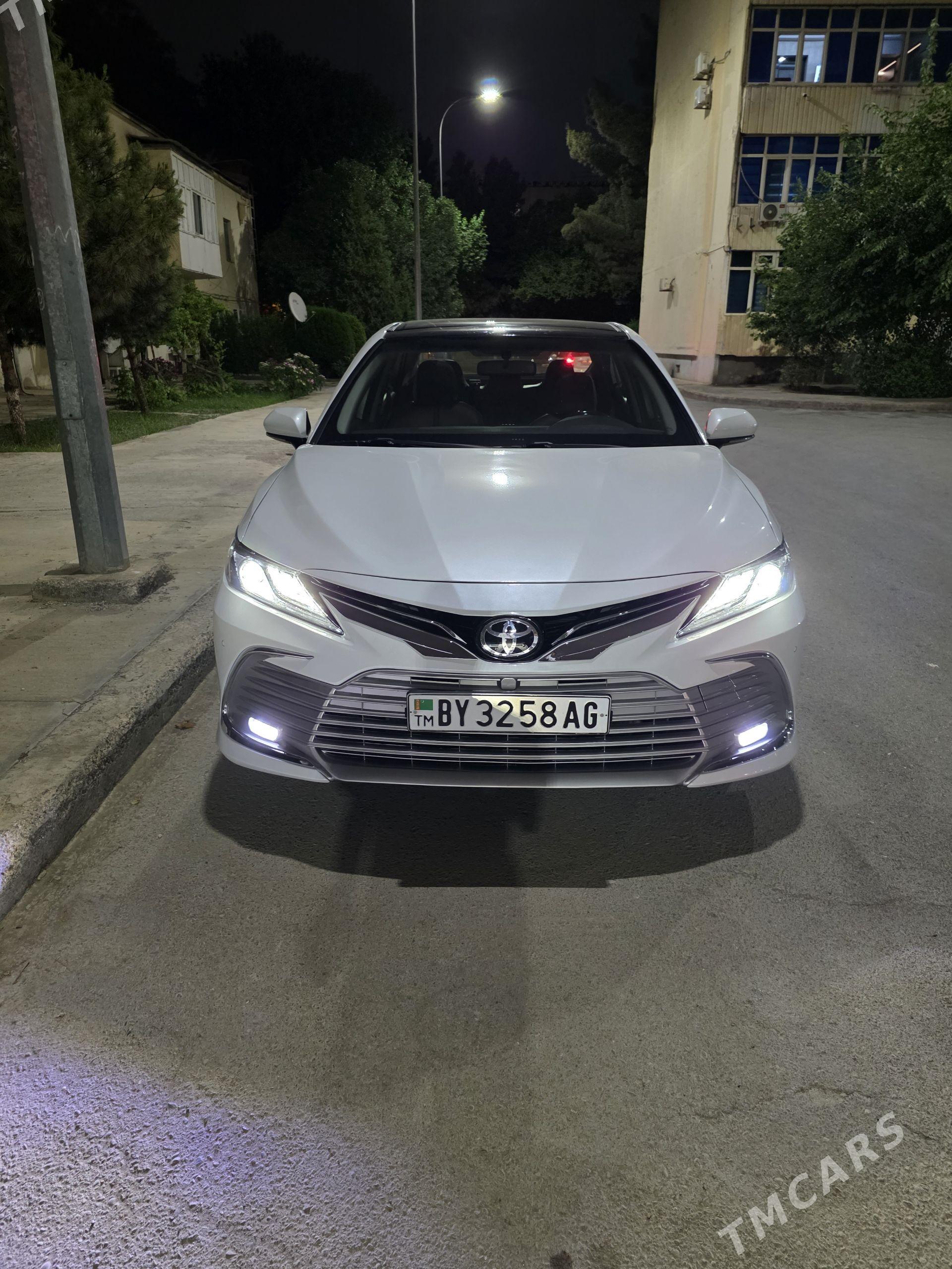 Toyota Camry 2021 - 360 000 TMT - Kim raýon - img 1