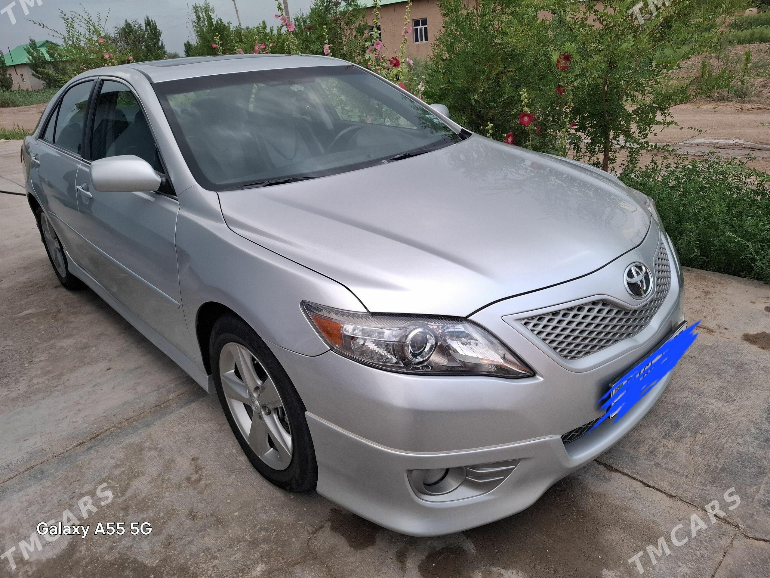 Toyota Camry 2010 - 290 000 TMT - Дашогуз - img 1