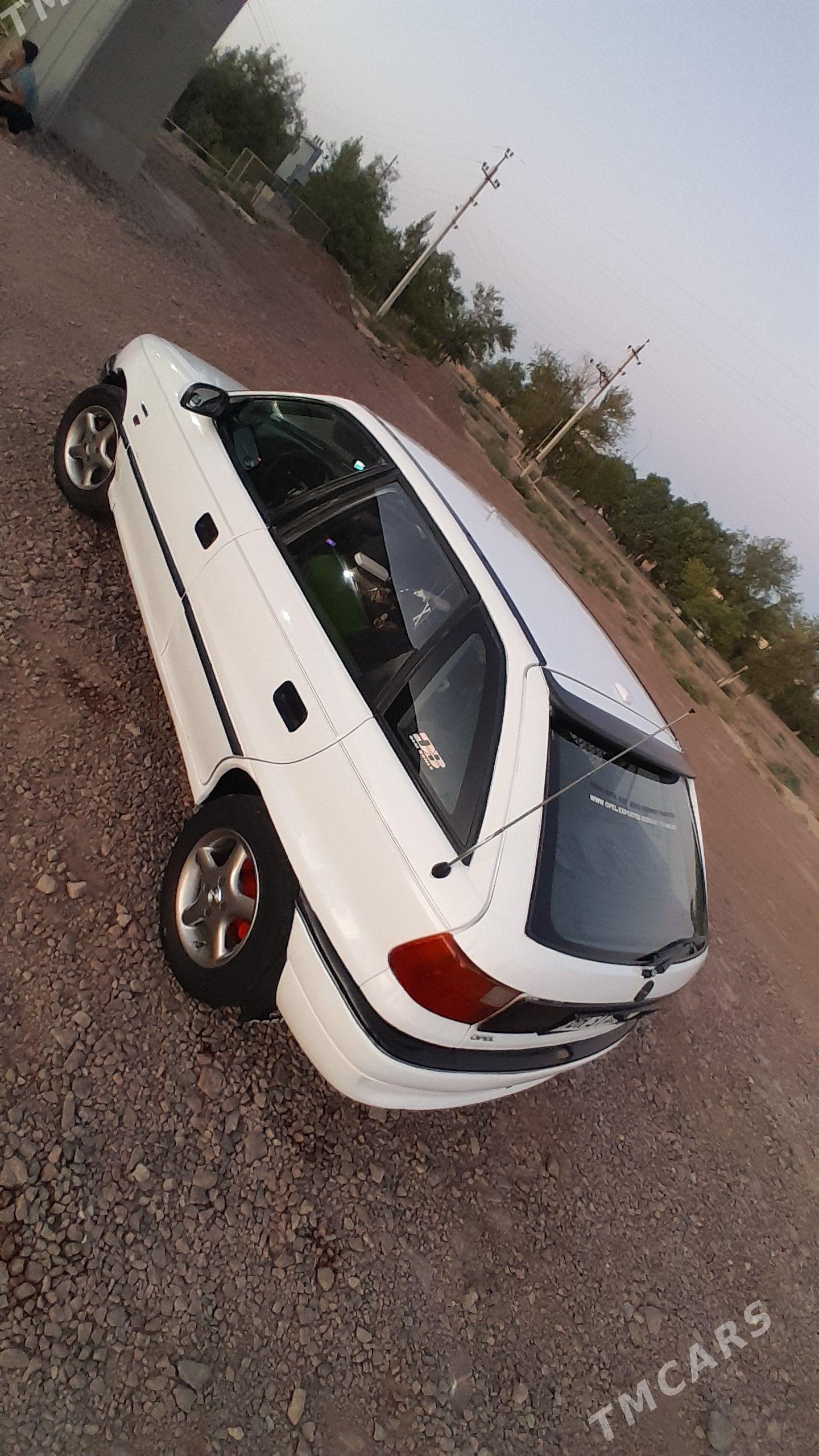 Opel Astra 1993 - 53 000 TMT - Gubadag - img 1