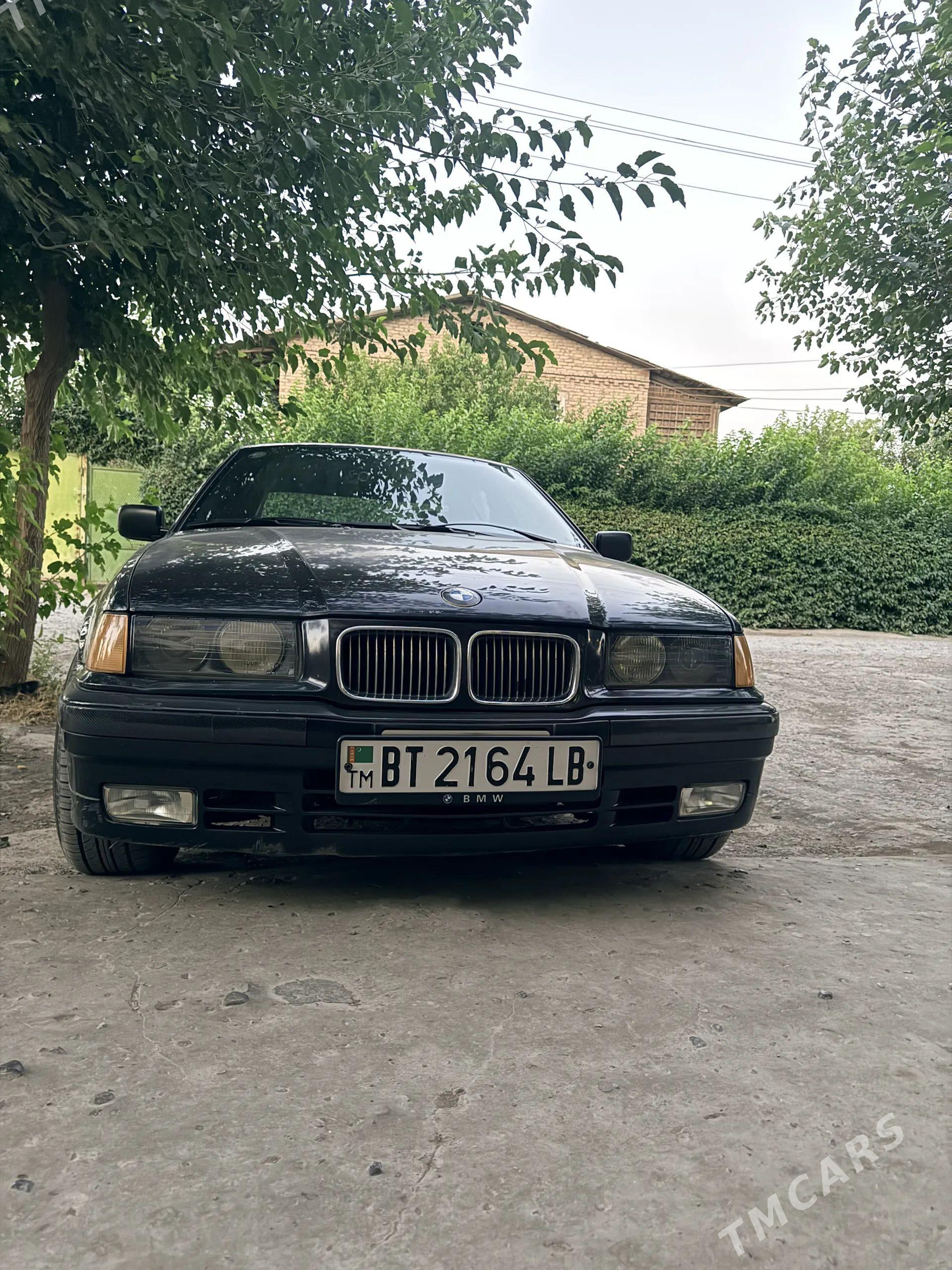 BMW 3 Series 1991 - 80 000 TMT - Çärjew - img 1
