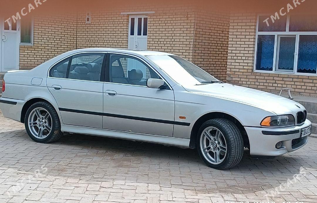 BMW E39 2000 - 140 000 TMT - Sakarçäge - img 1