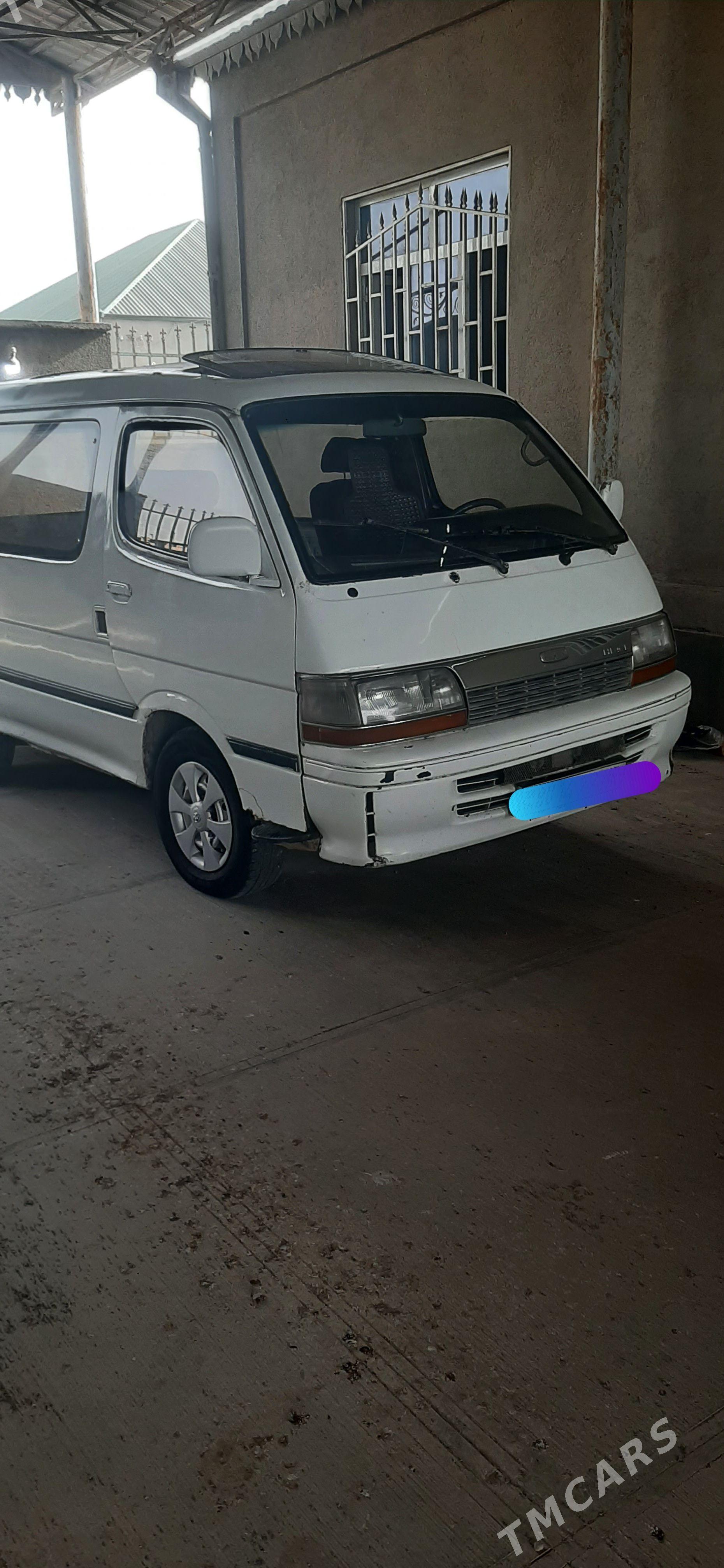 Toyota Hiace 1991 - 65 000 TMT - Мары - img 1