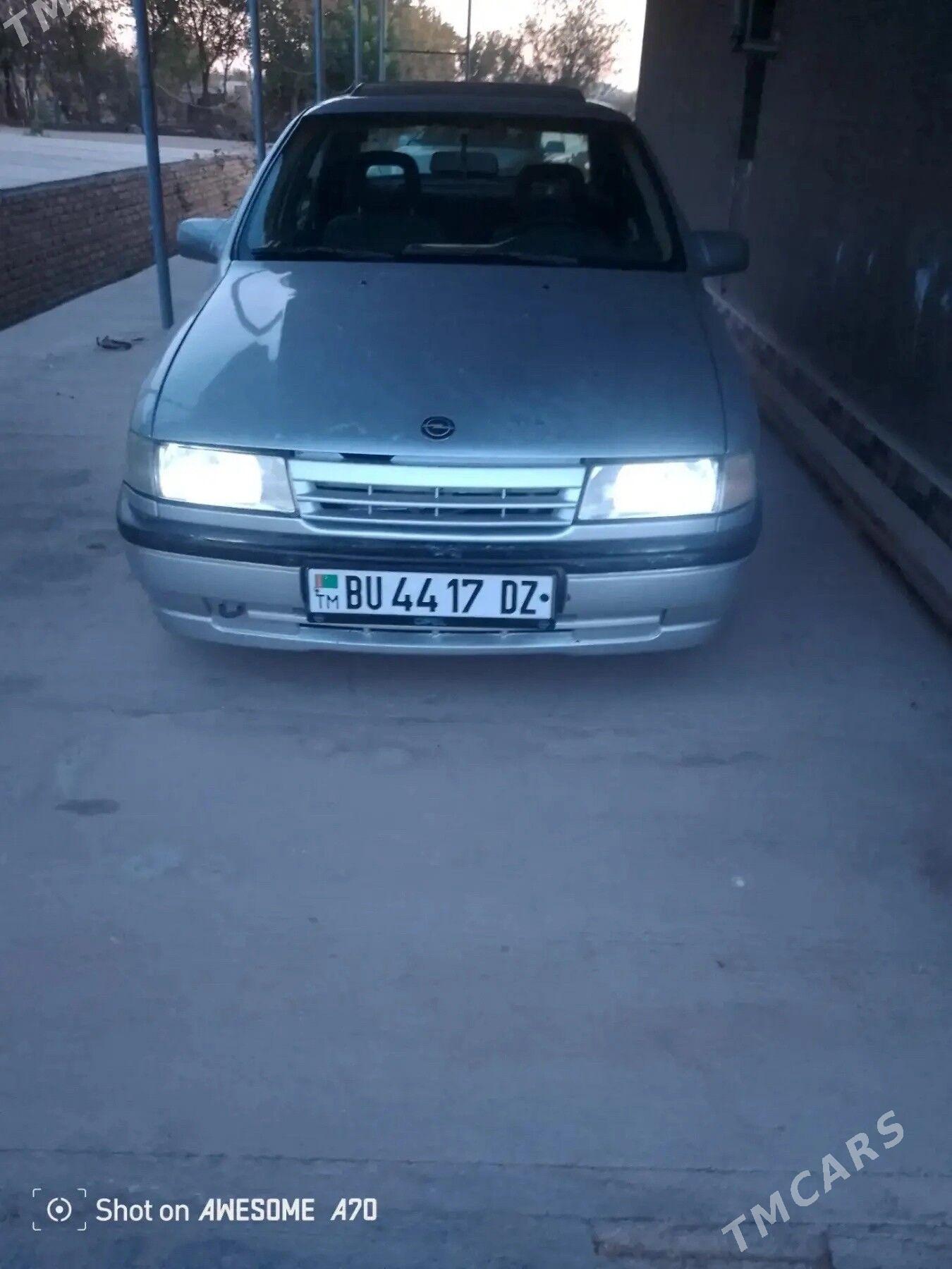Opel Vectra 1992 - 45 000 TMT - Гороглы (Тагта) - img 1