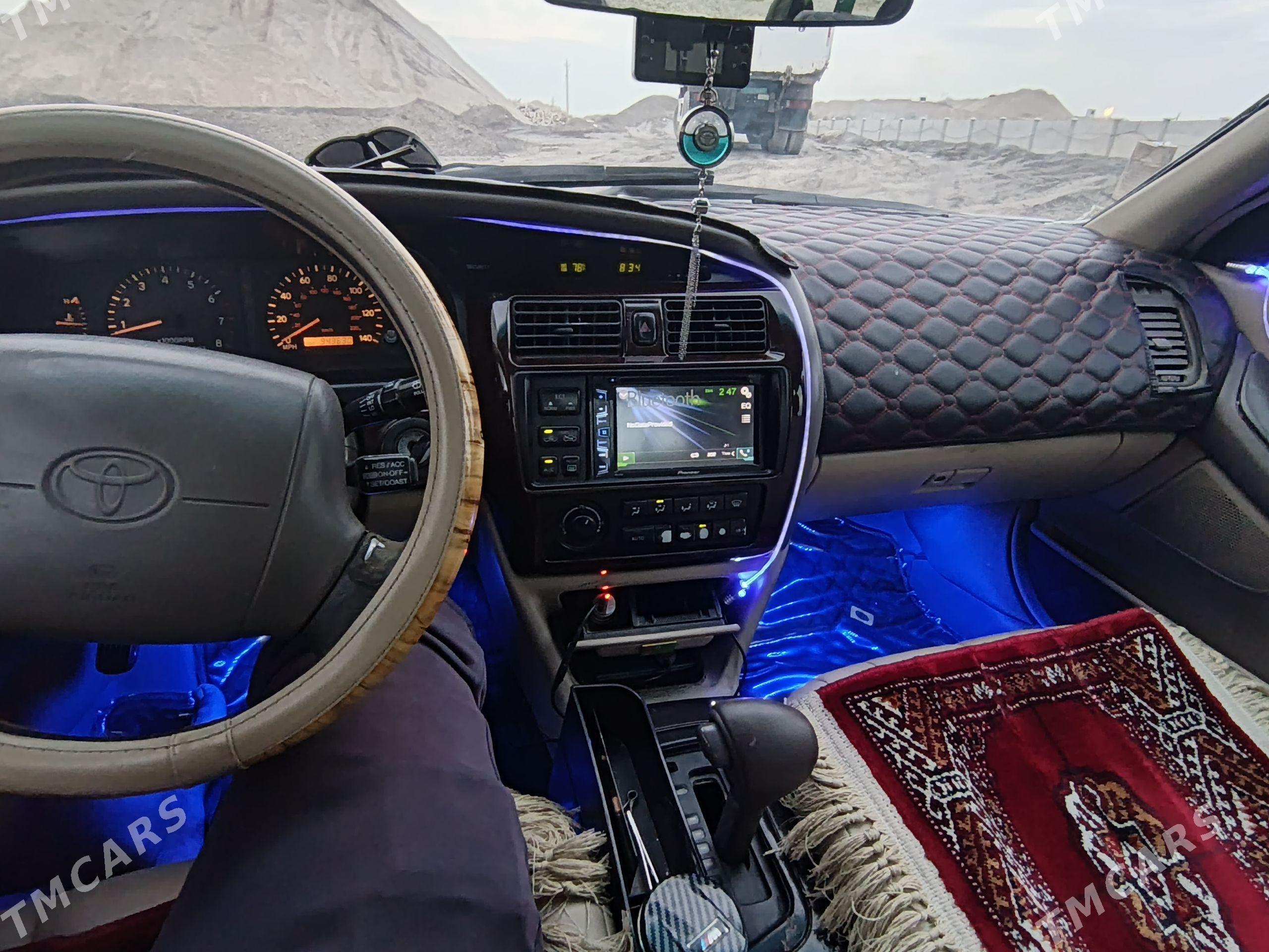 Toyota Avalon 1998 - 190 000 TMT - Саят - img 1