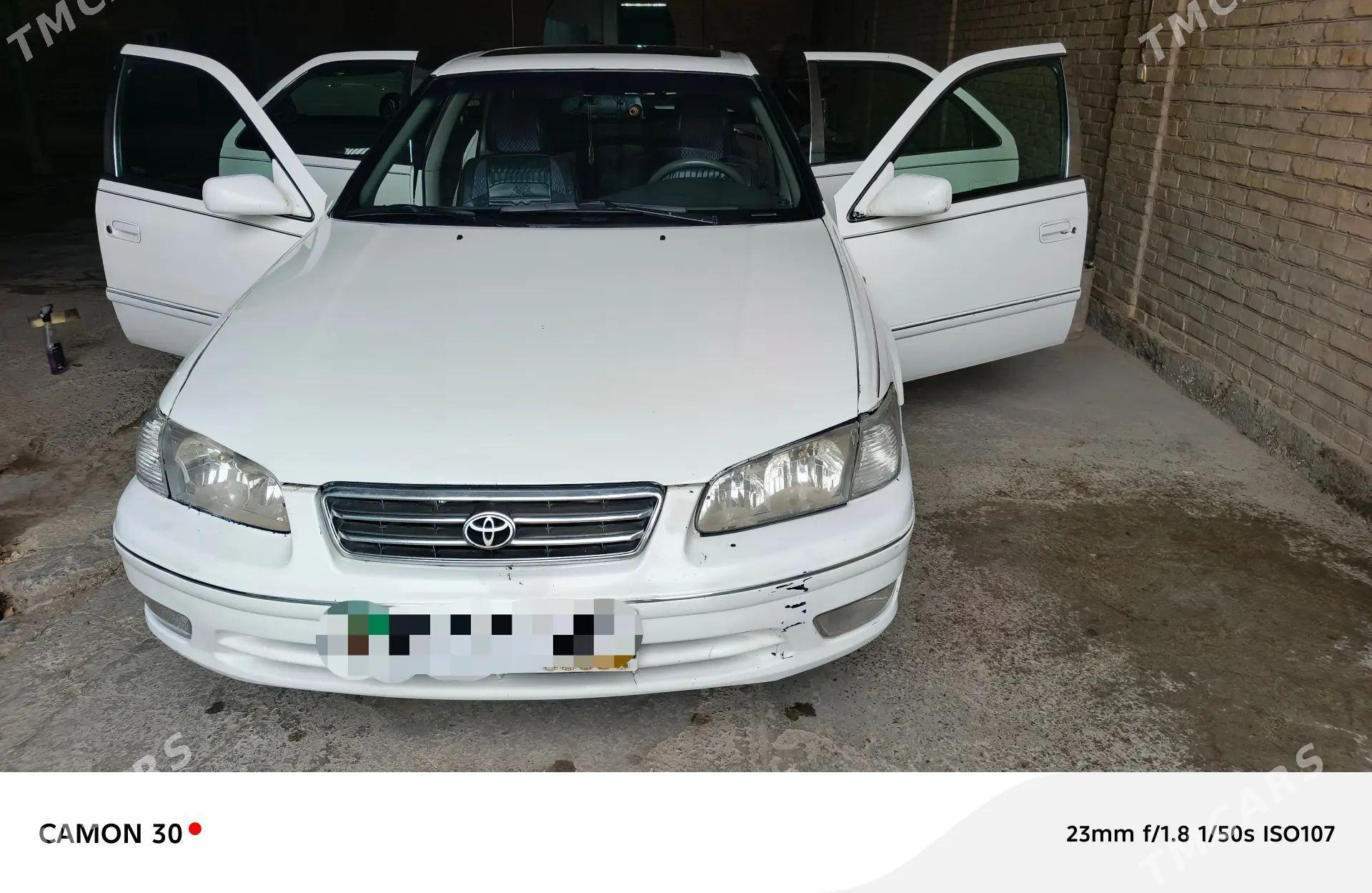 Toyota Camry 2000 - 180 000 TMT - Туркменабат - img 1