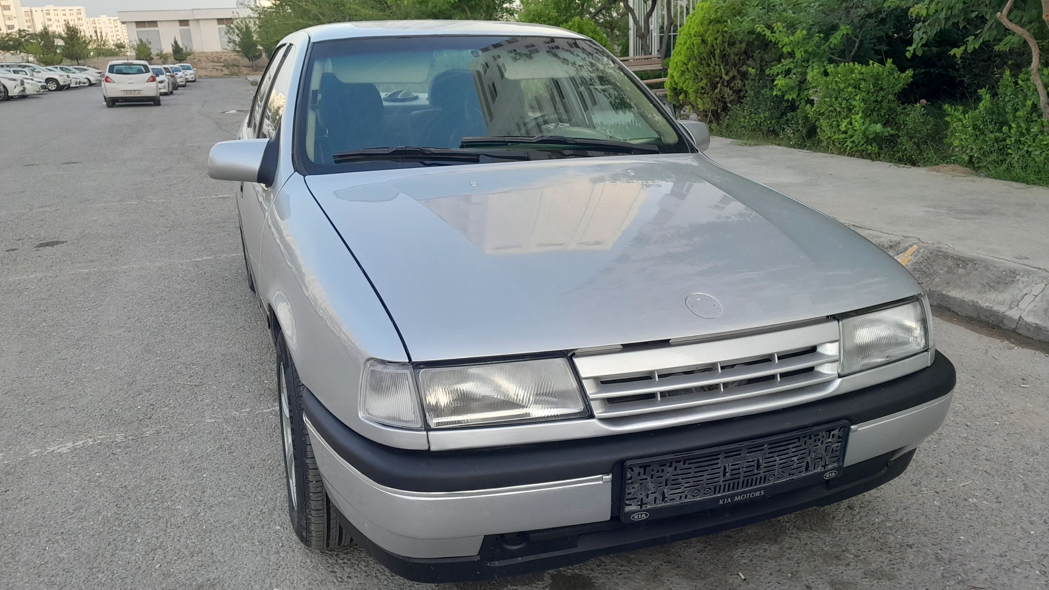 Opel Vectra 1991 - 38 000 TMT - Мир 1 - img 1