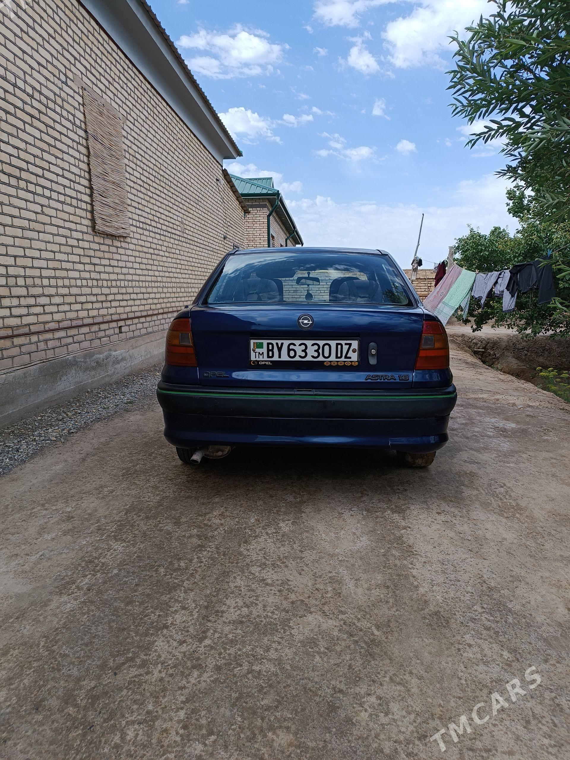 Opel Astra 1993 - 56 000 TMT - Türkmenbaşy etr. - img 1