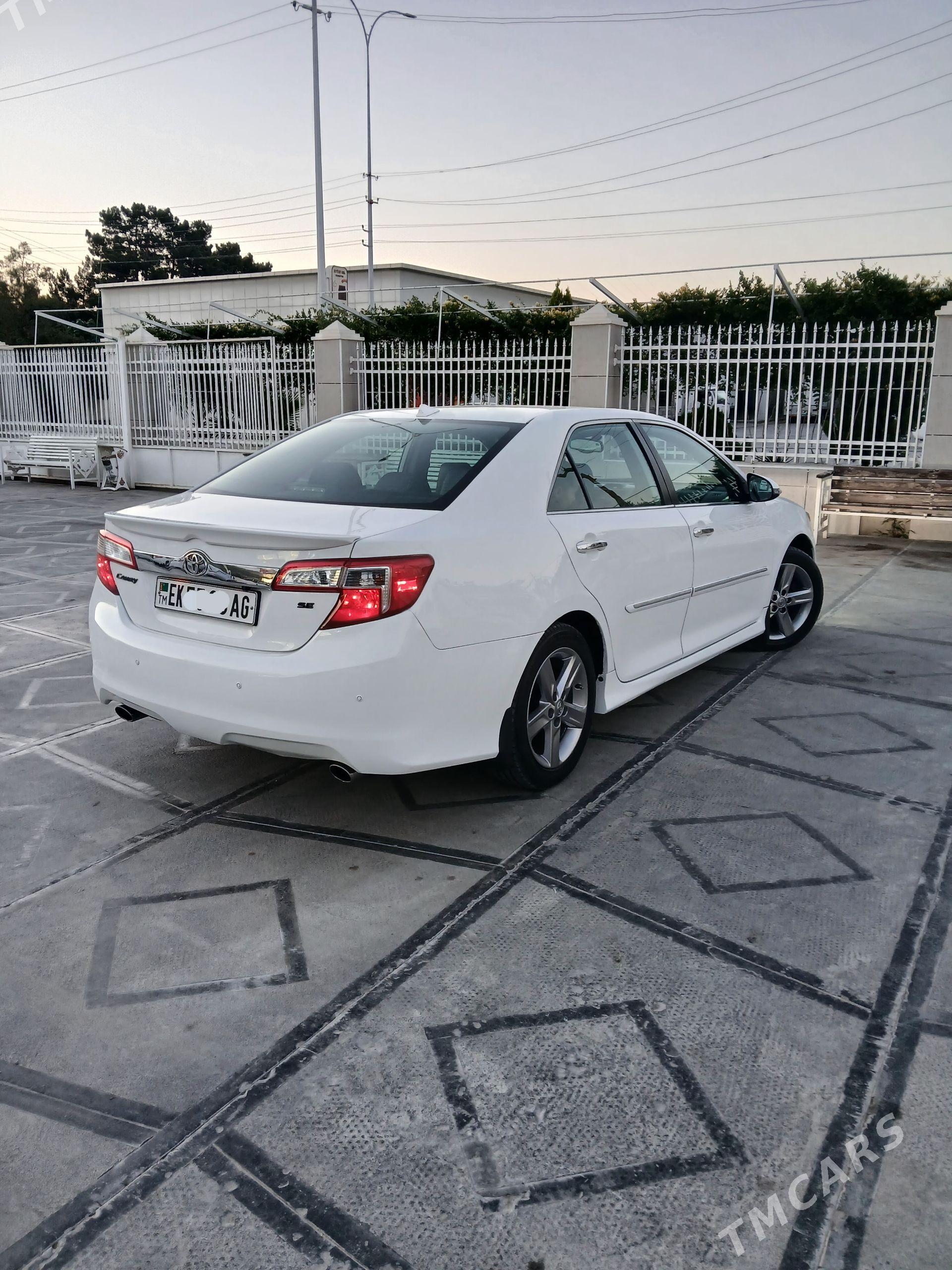Toyota Camry 2011 - 225 000 TMT - Büzmeýin - img 1