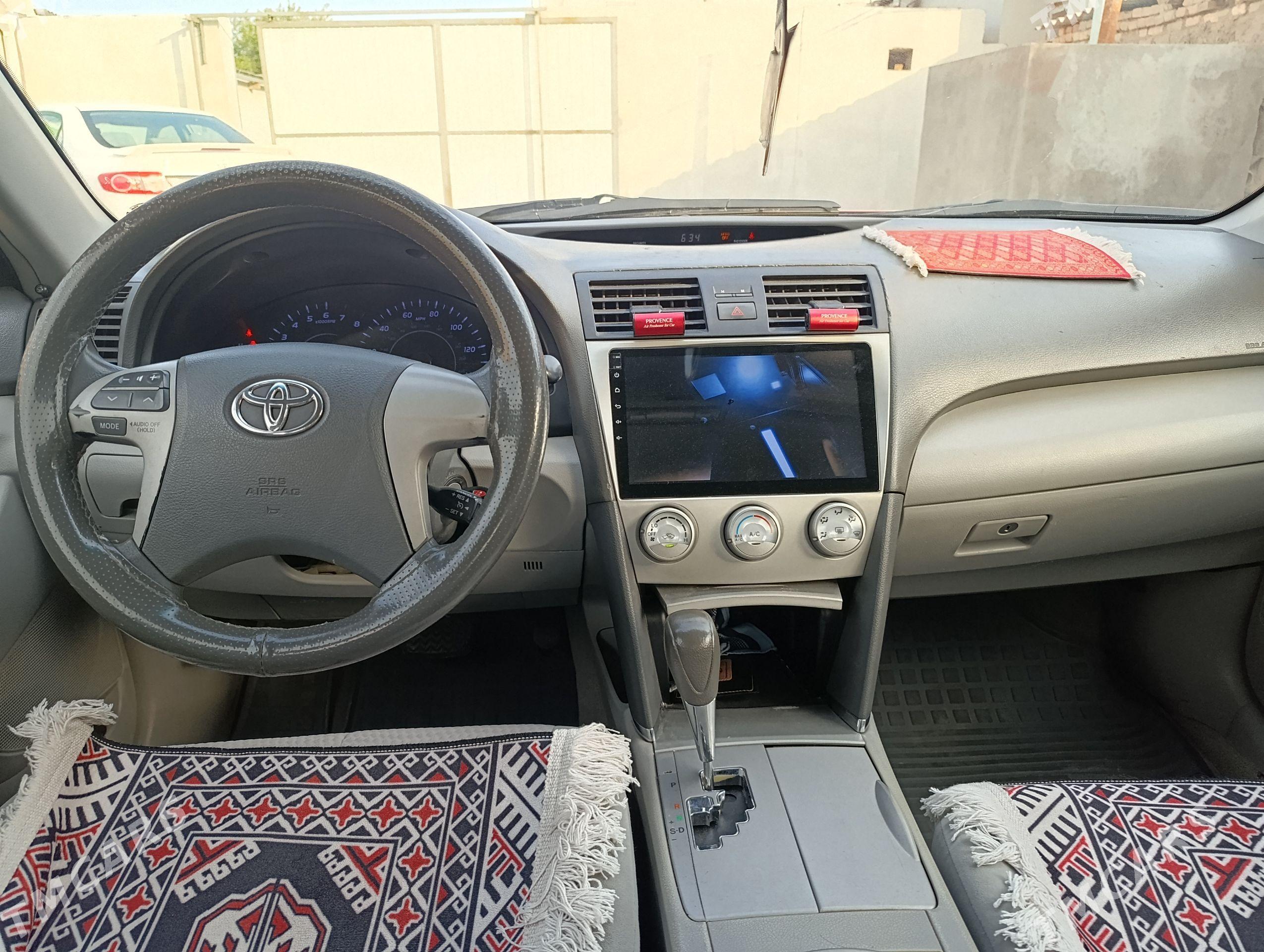 Toyota Camry 2011 - 195 000 TMT - Мары - img 1