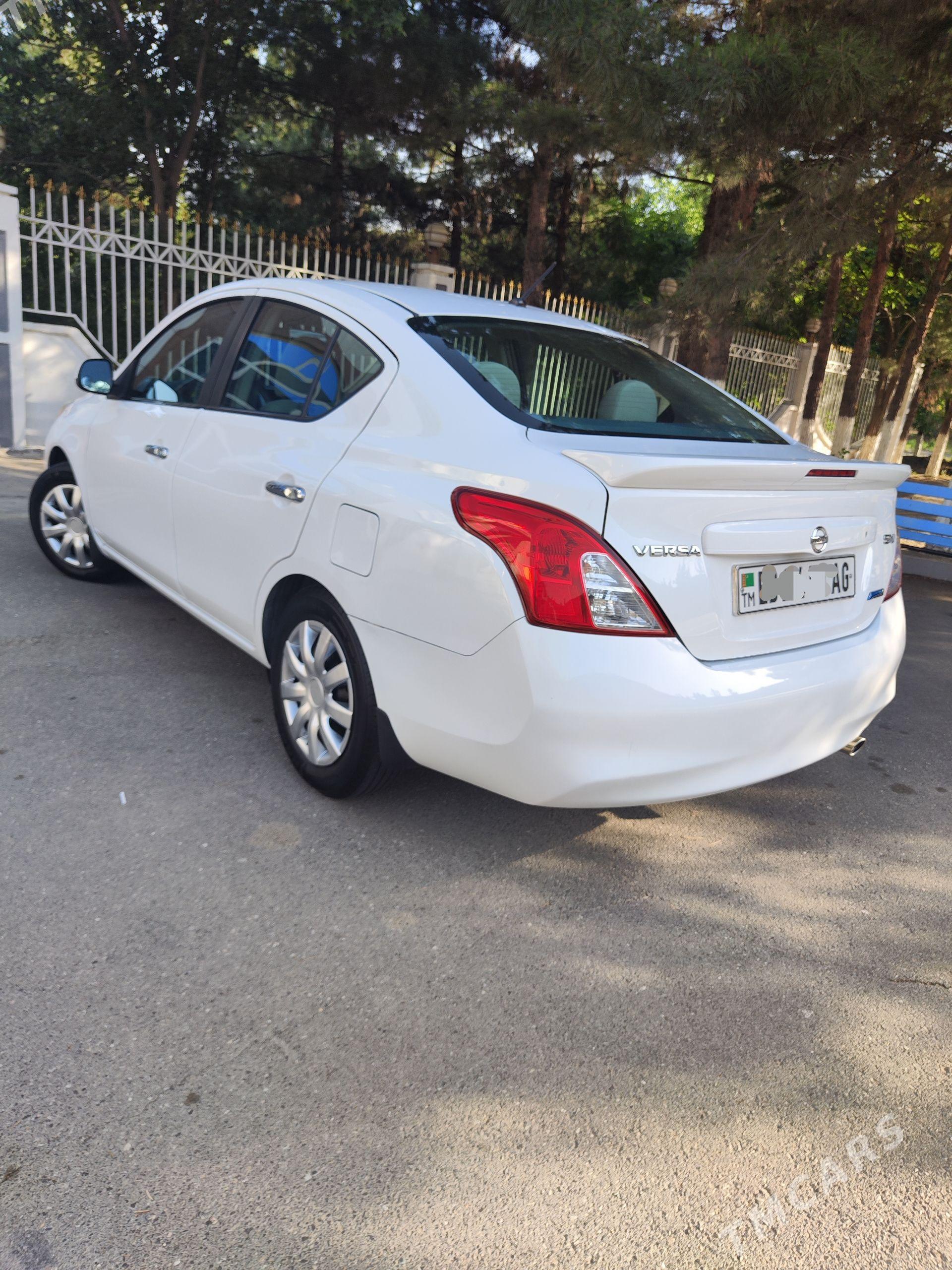 Nissan Versa 2012 - 144 000 TMT - Ашхабад - img 1