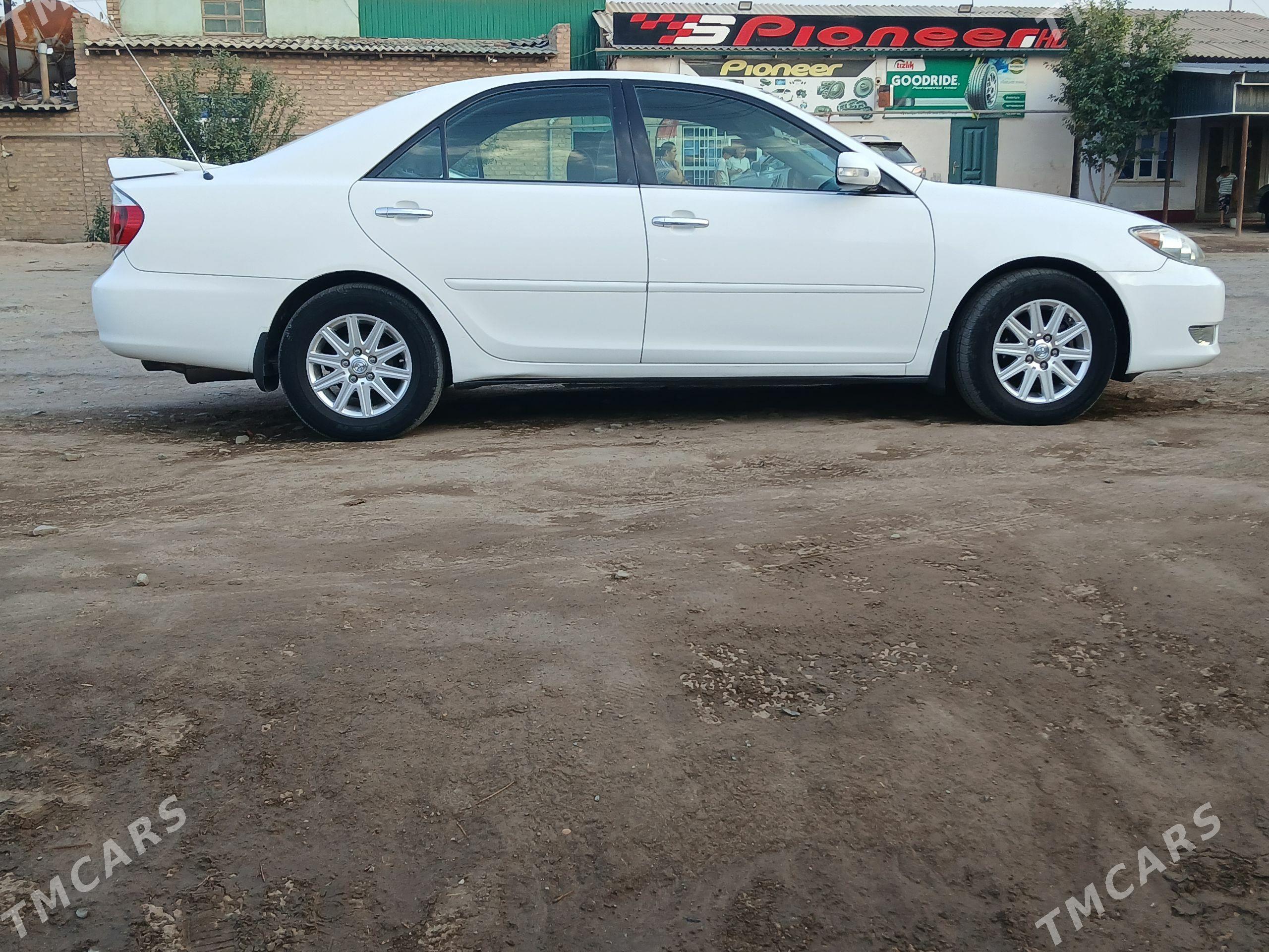 Toyota Camry 2003 - 189 000 TMT - Кёнеургенч - img 1