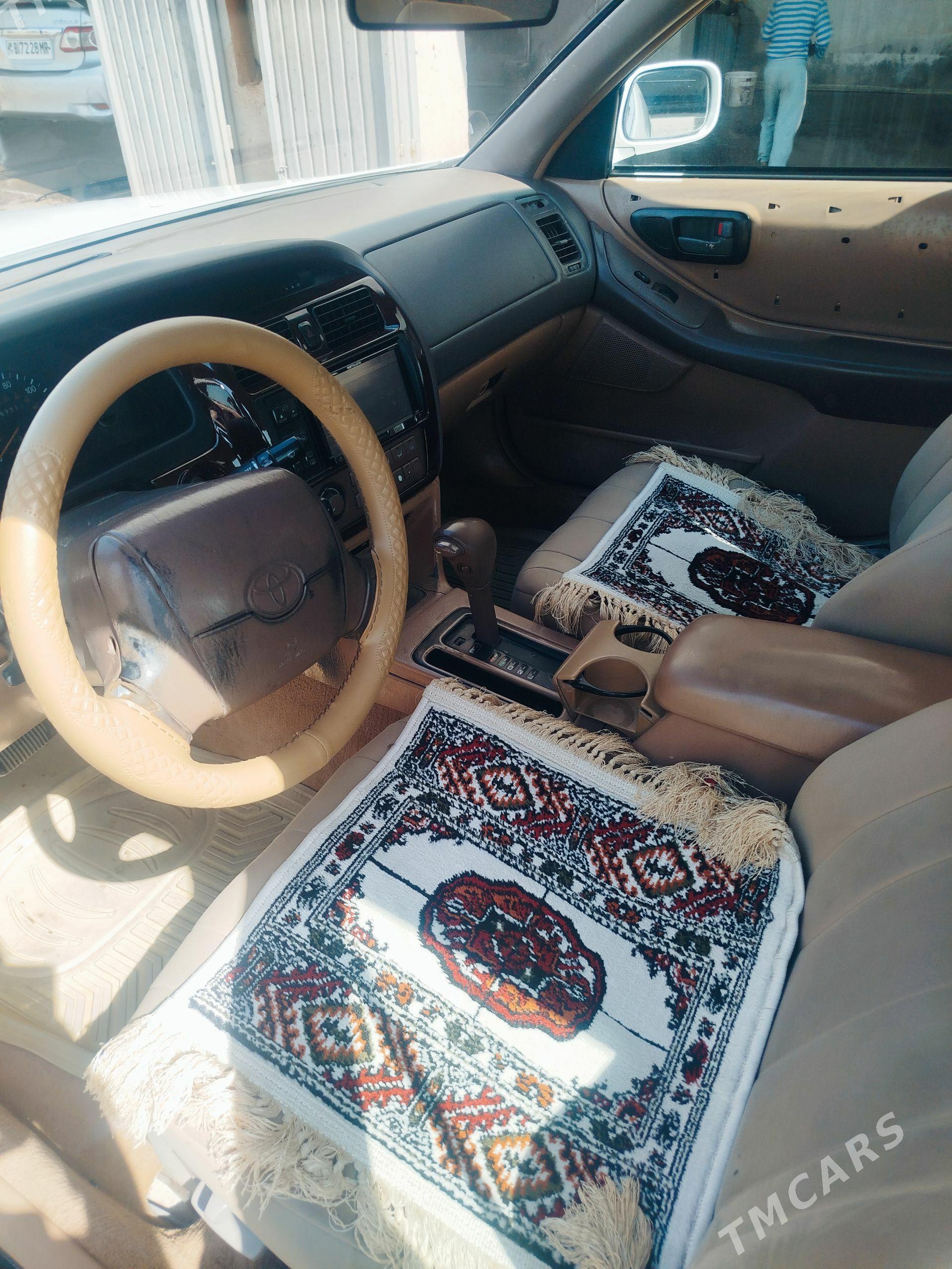 Toyota Camry 1997 - 150 000 TMT - Байрамали - img 1