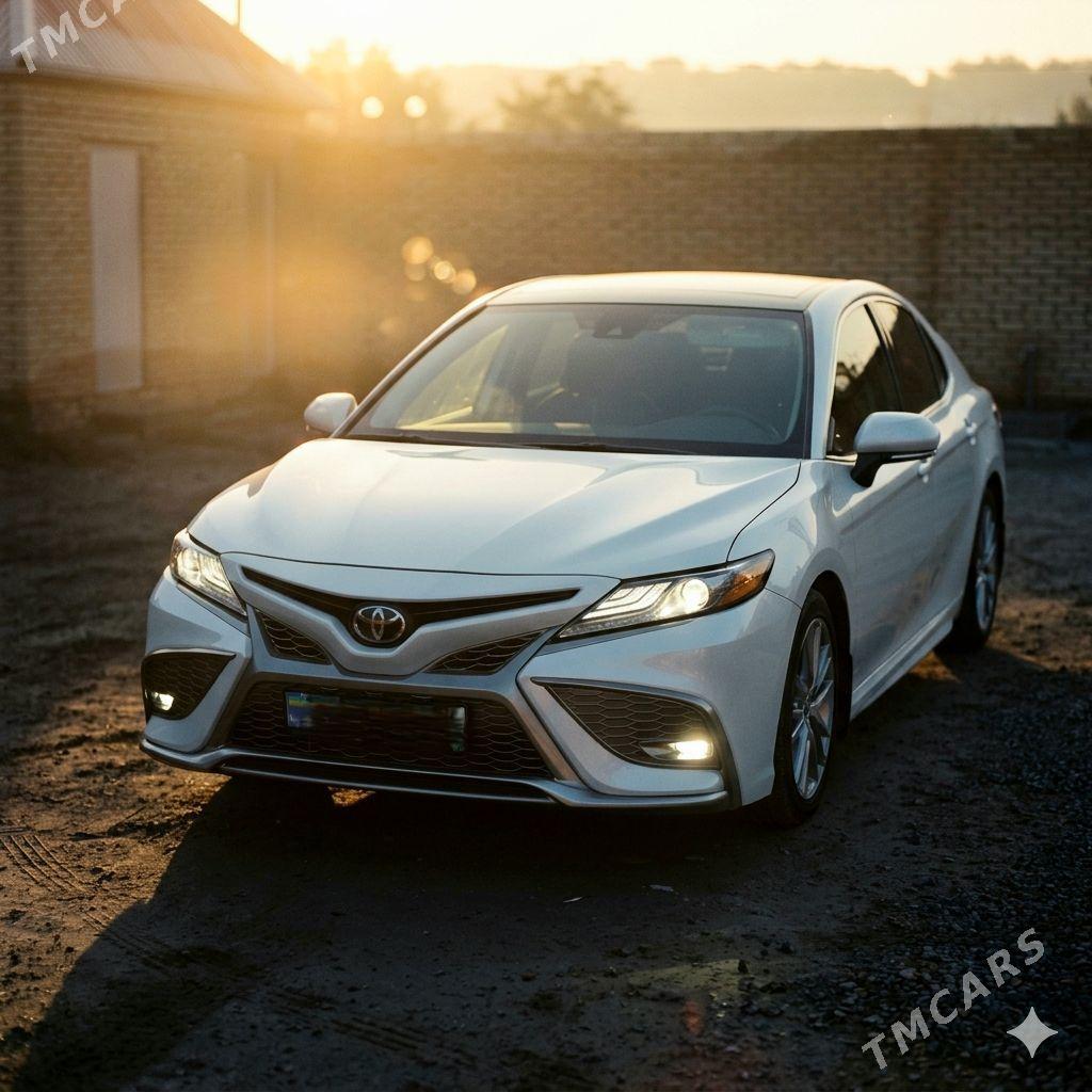 Toyota Camry 2021 - 380 000 TMT - Байрамали - img 1