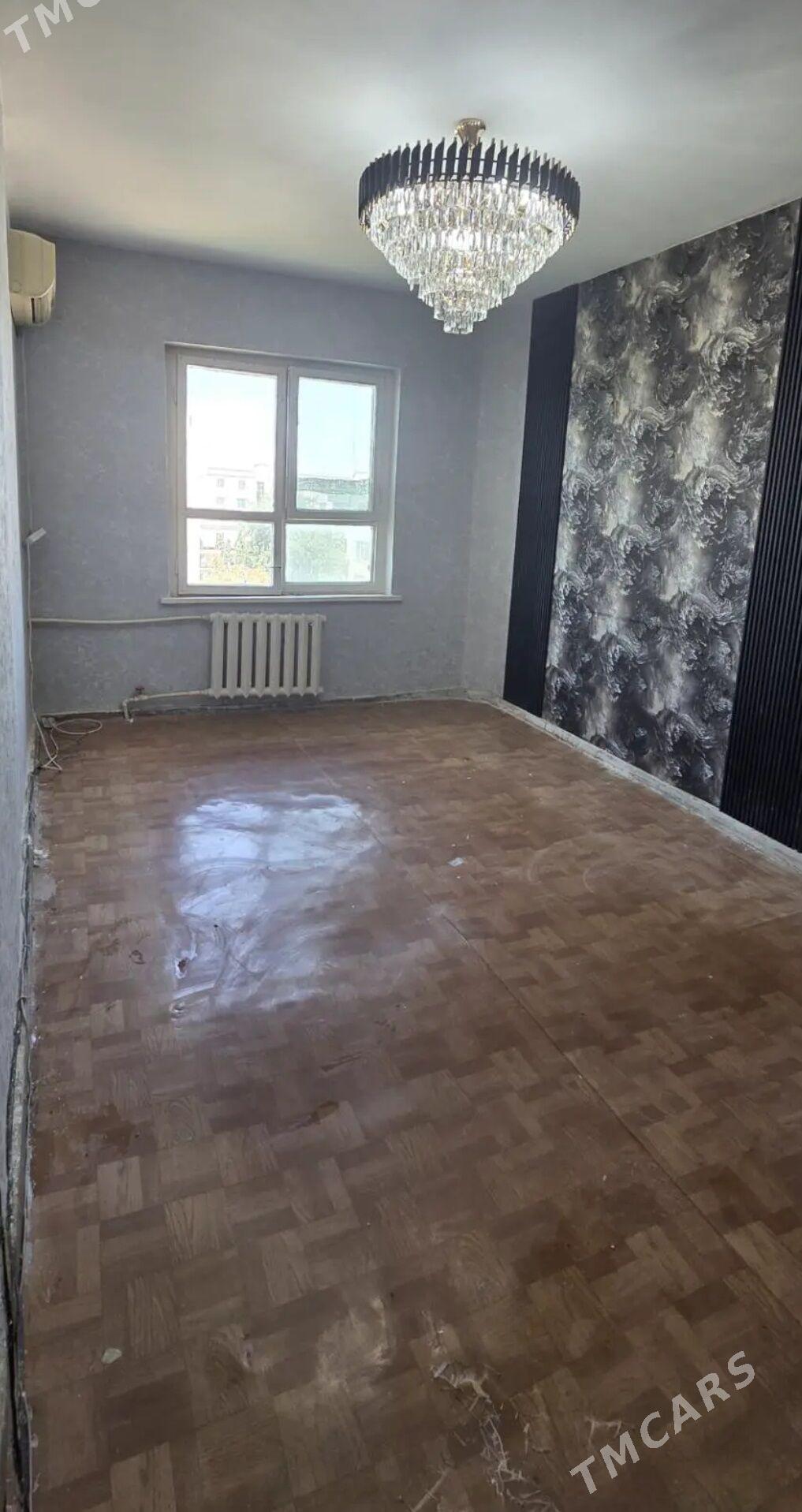 -YEREWANSKIY 1-KOMNAT 4-ETAJ 45-KWADRAT - Район ст. Аэропорта, ул. Гагарина - img 1