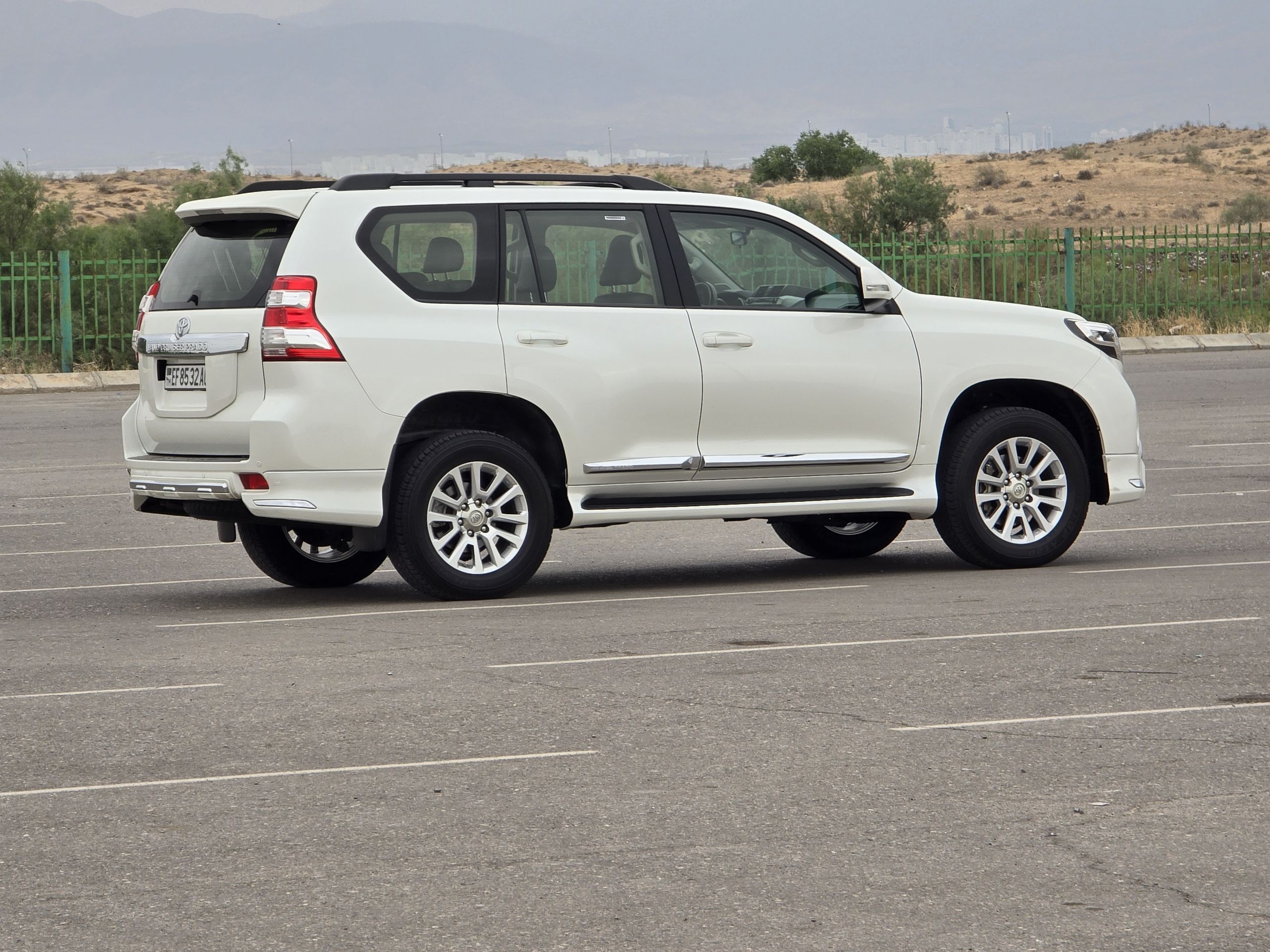 Toyota Land Cruiser Prado 2015 - 755 000 TMT - Aşgabat - img 1
