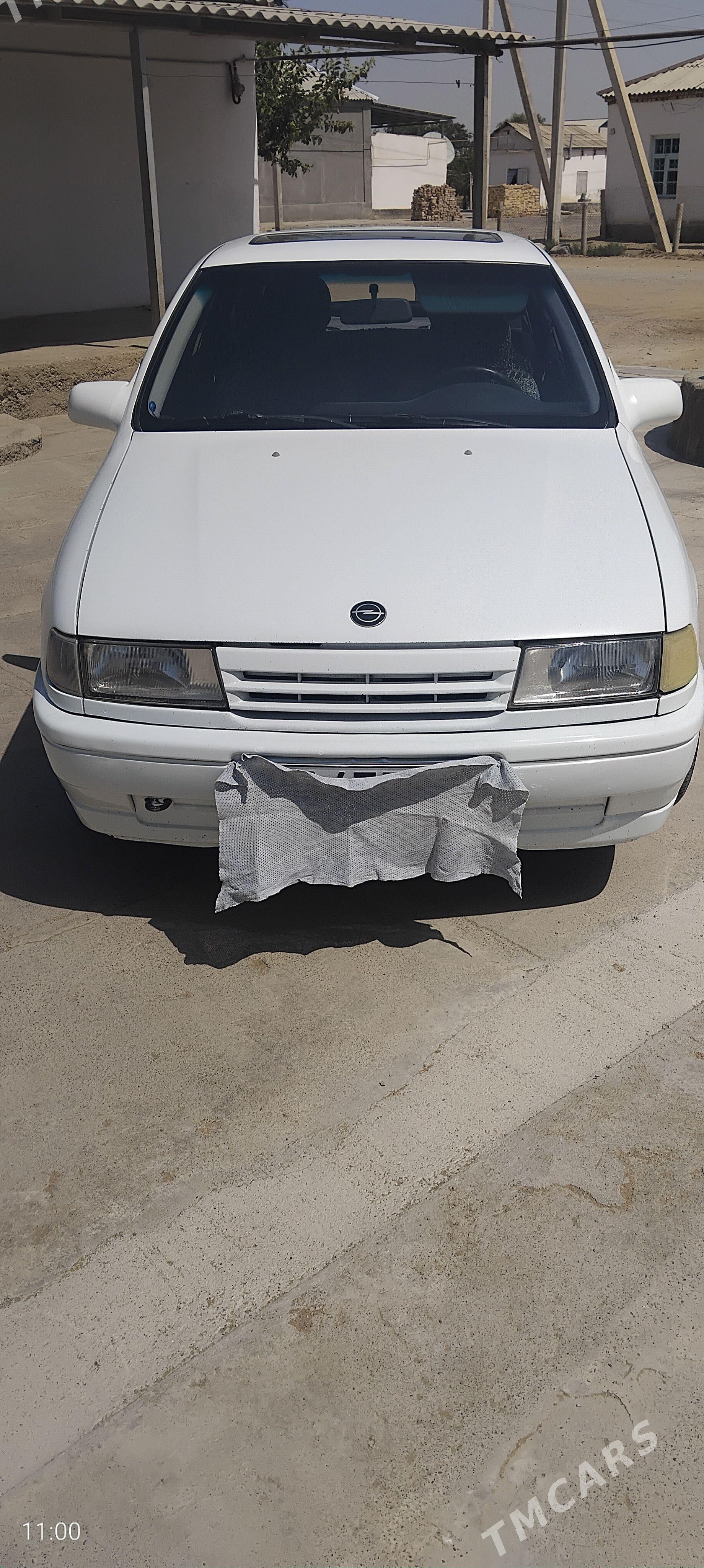 Opel Vectra 1990 - 50 000 TMT - Гёкдепе - img 1