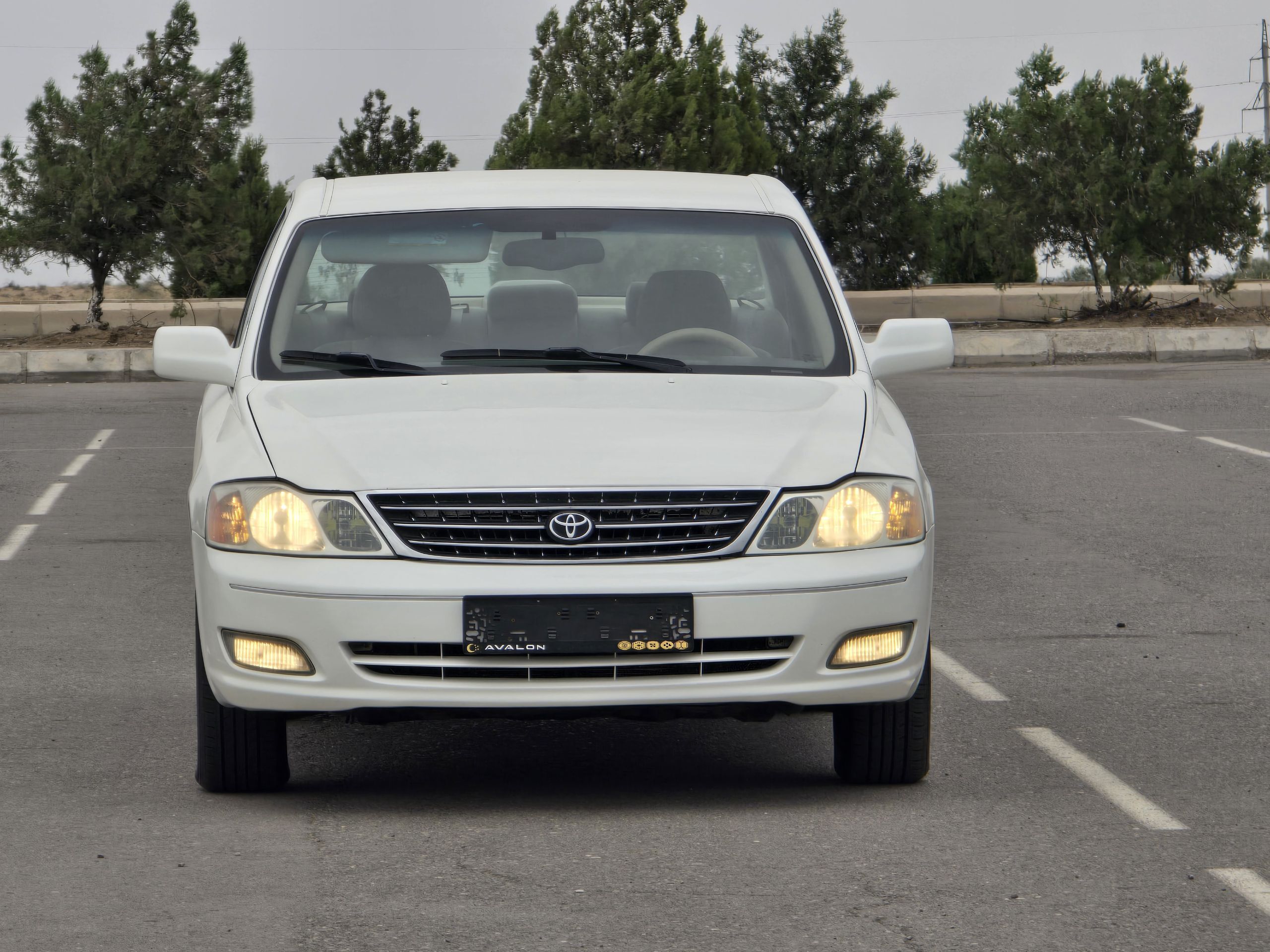 Toyota Avalon 2000 - 210 000 TMT - "Altyn Asyr" Gündogar bazary (Jygyllyk) - img 1