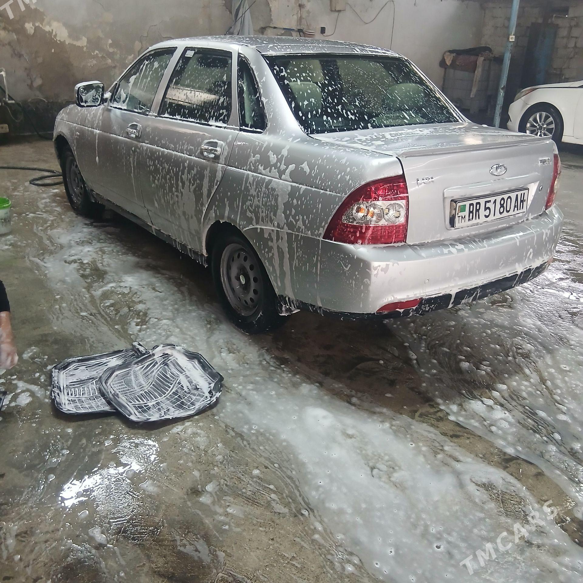 Lada Priora 2011 - 75 000 TMT - Теджен - img 1