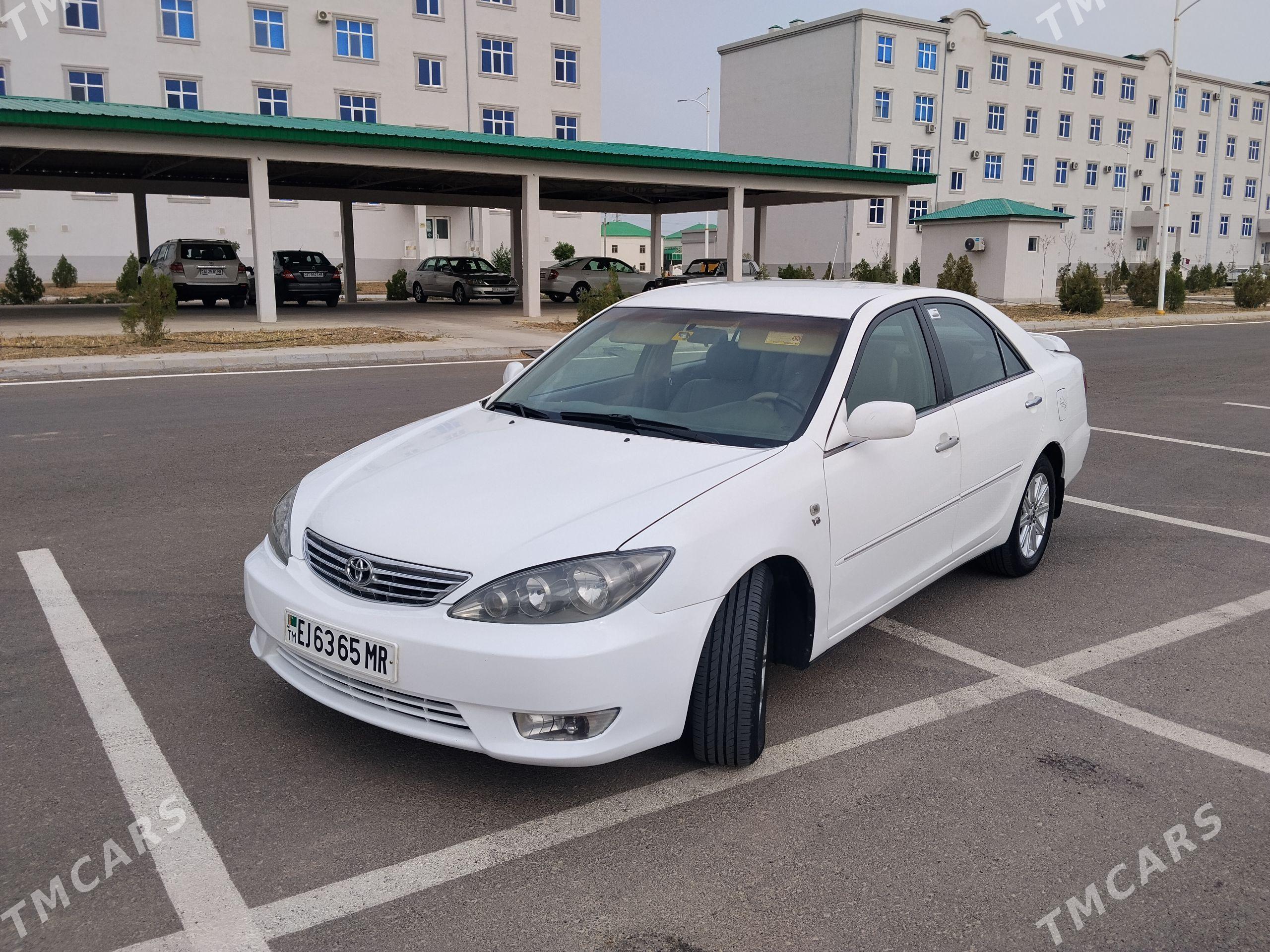 Toyota Camry 2004 - 180 000 TMT - Мары - img 1