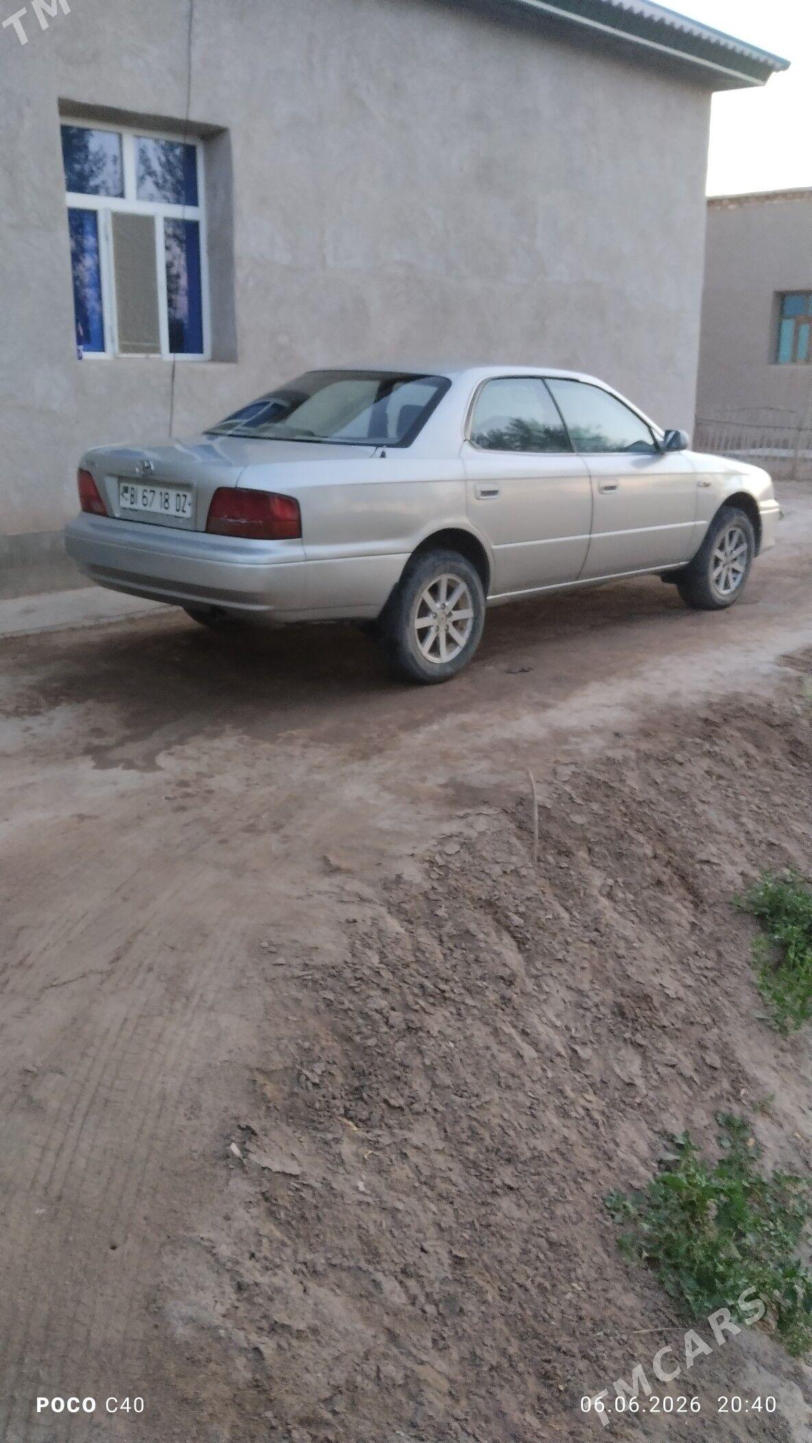 Toyota Vista 1996 - 80 000 TMT - етр. Туркменбаши - img 1