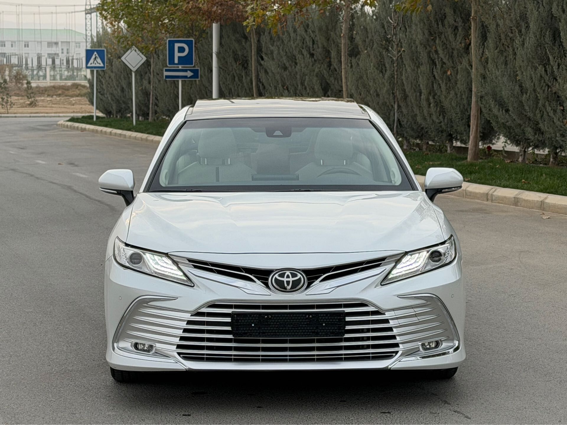 Toyota Camry 2022 - 615 000 TMT - Ашхабад - img 1